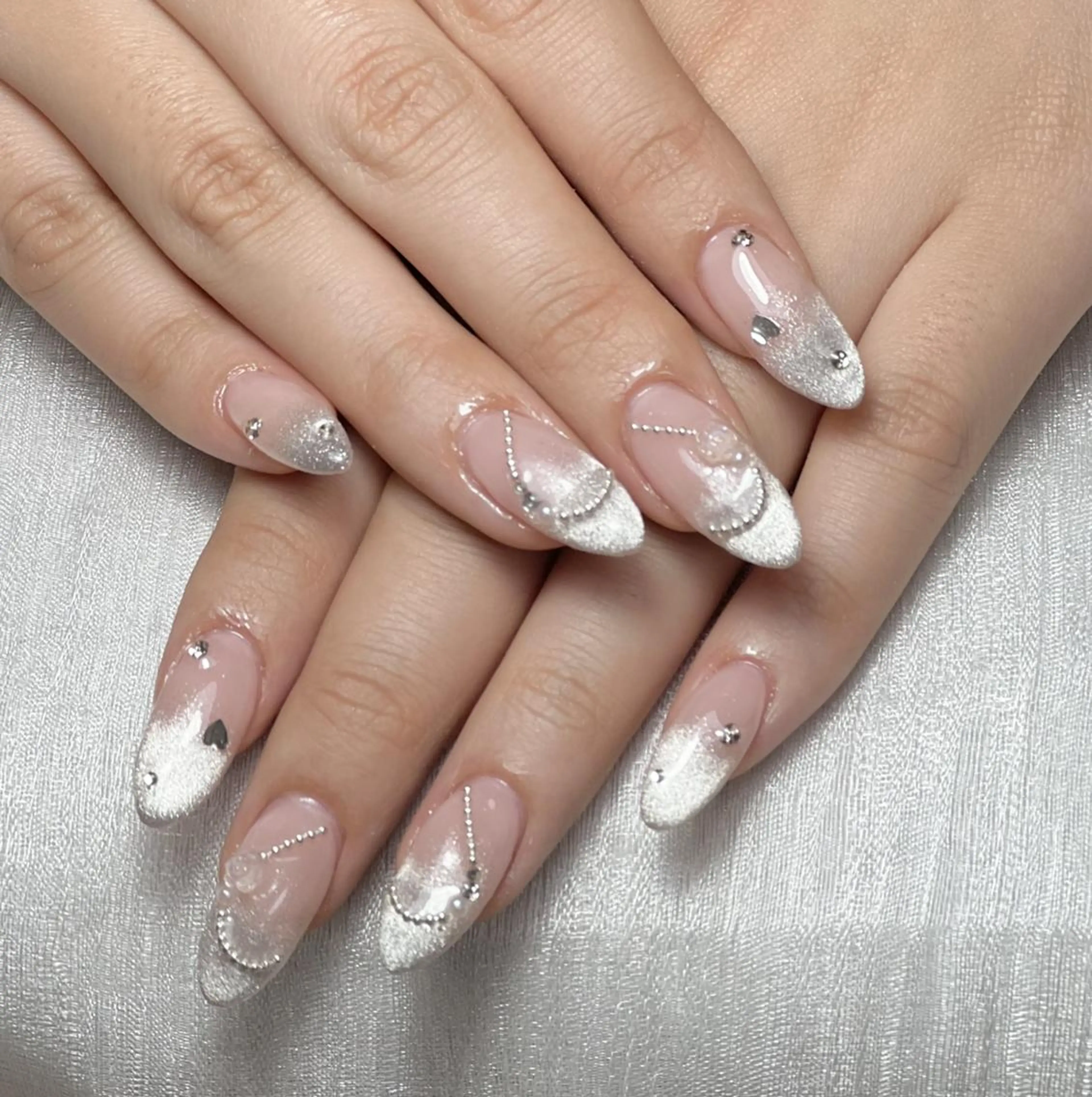 ネイル DEMAIN- 🌹のネイルデザイン