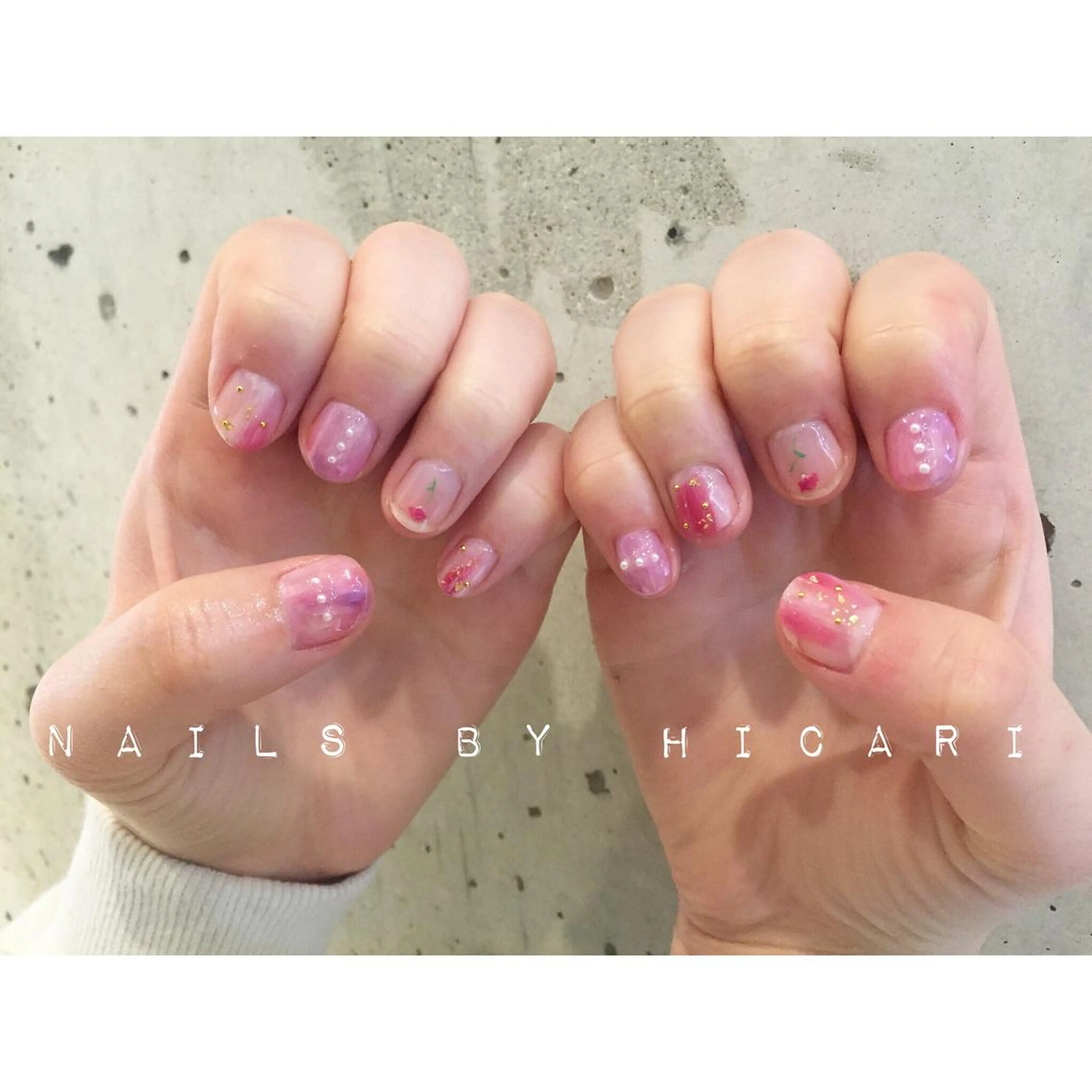 ショート カラー ネイル マツエク・マツパ ジェルネイル ニュアンスネイル パラジェル illum hicariのネイルデザイン