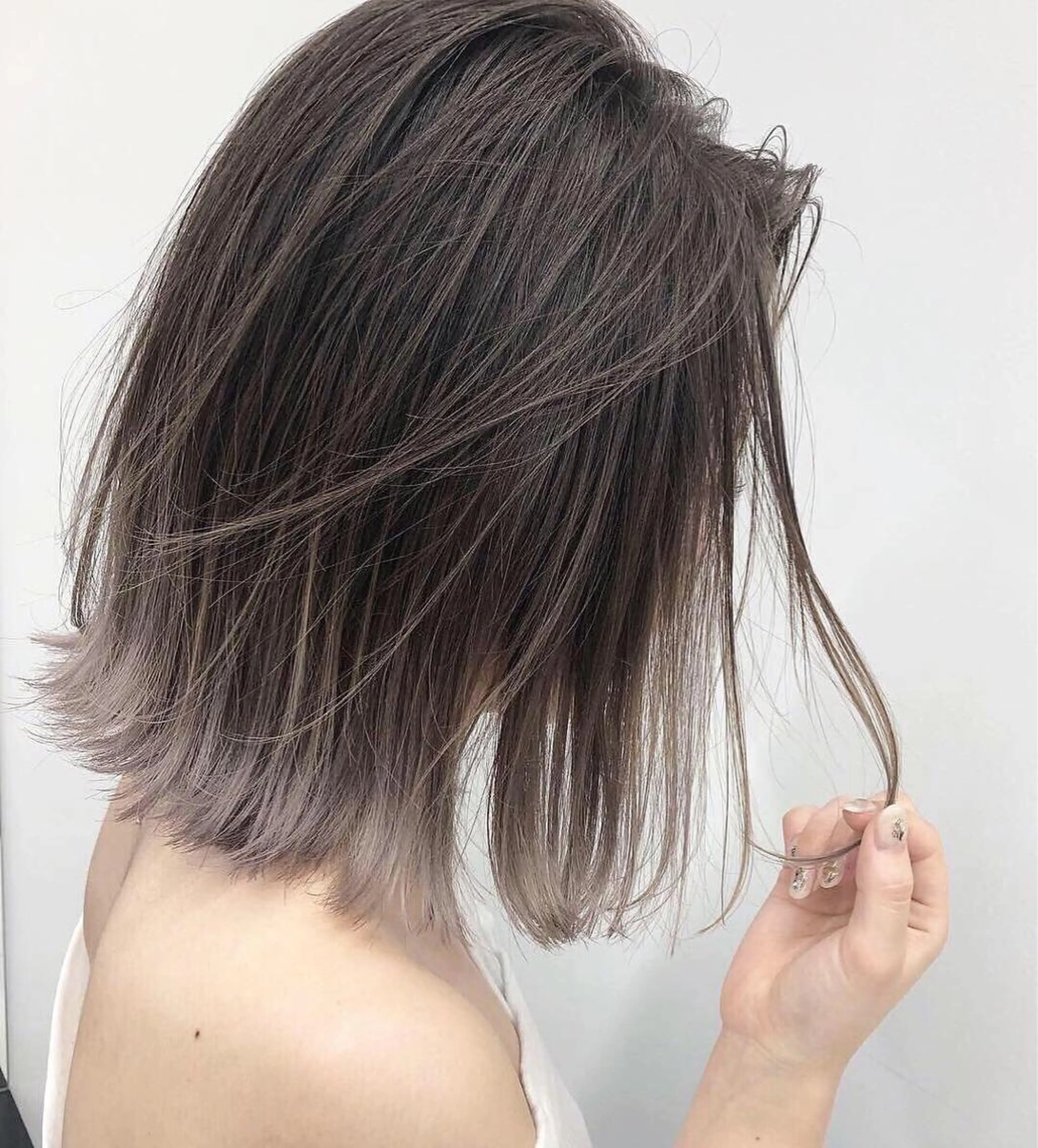 ミディアム カラー グラデーションカラー La   fith所属・坂口 功一郎のヘアスタイル