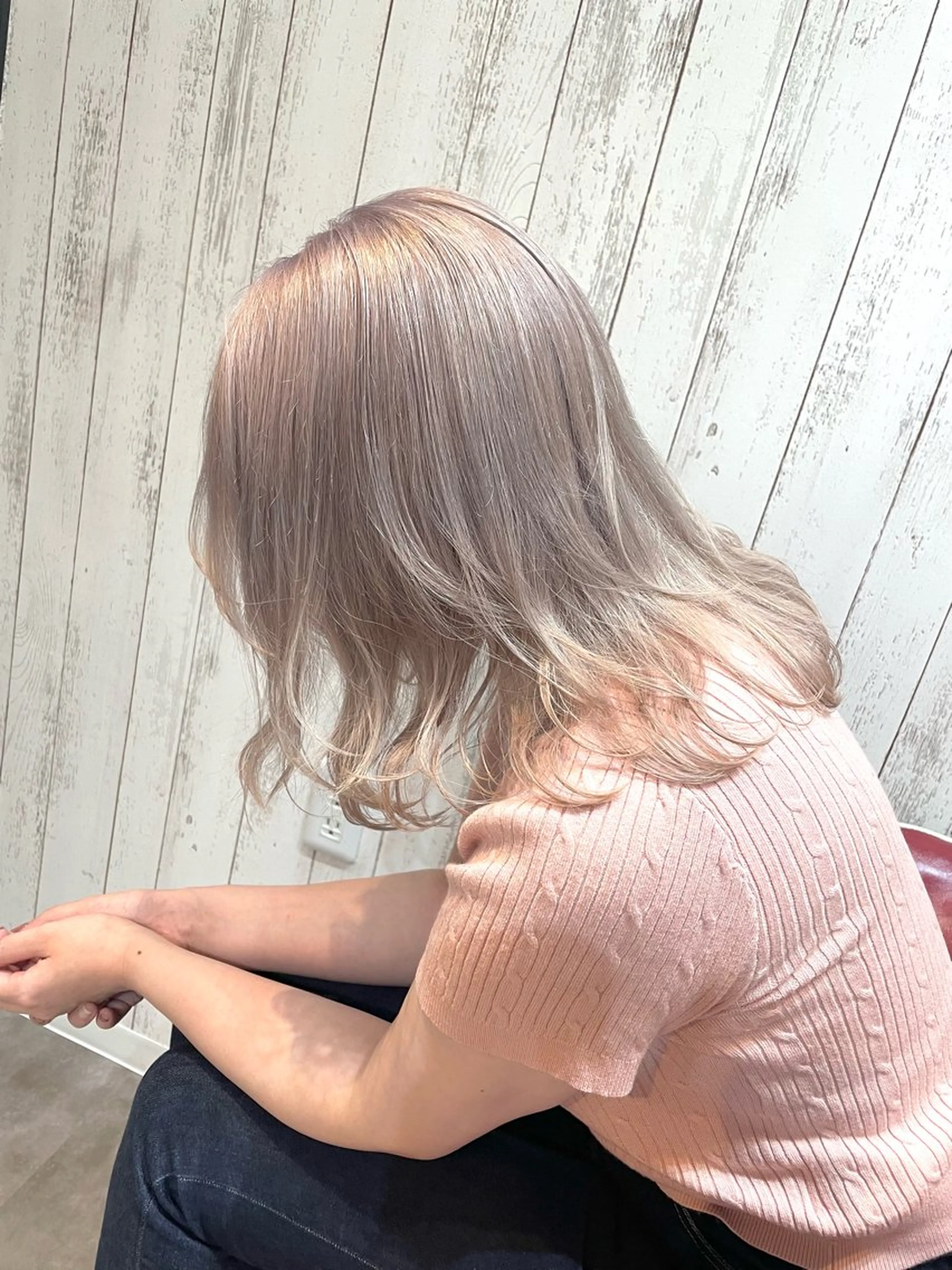 ミディアム ヘアカラー ブリーチ特化🎖️ピ ンクカラー高橋さやかのヘアスタイル