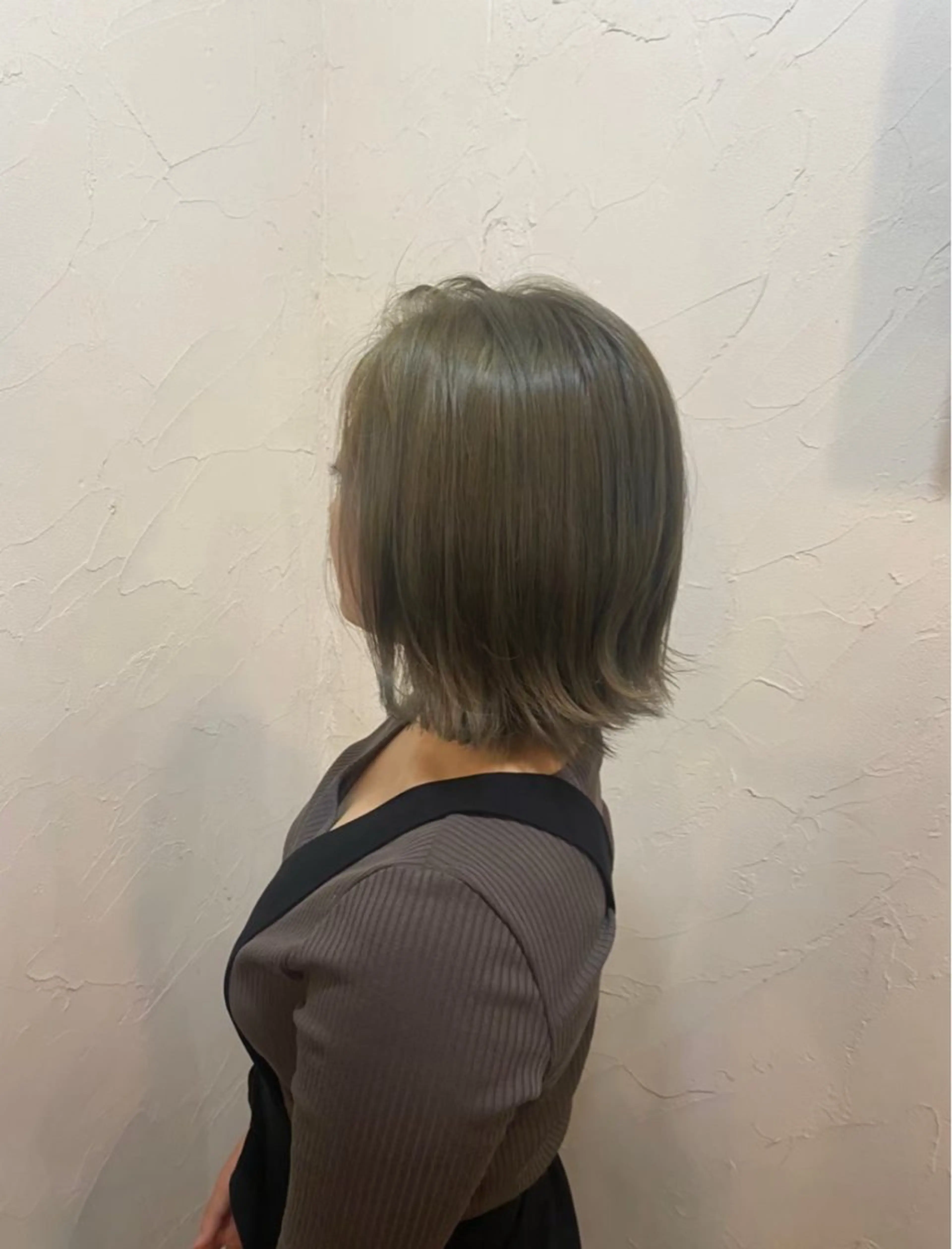 ミディアム カラー 高柳 麻美のヘアスタイル