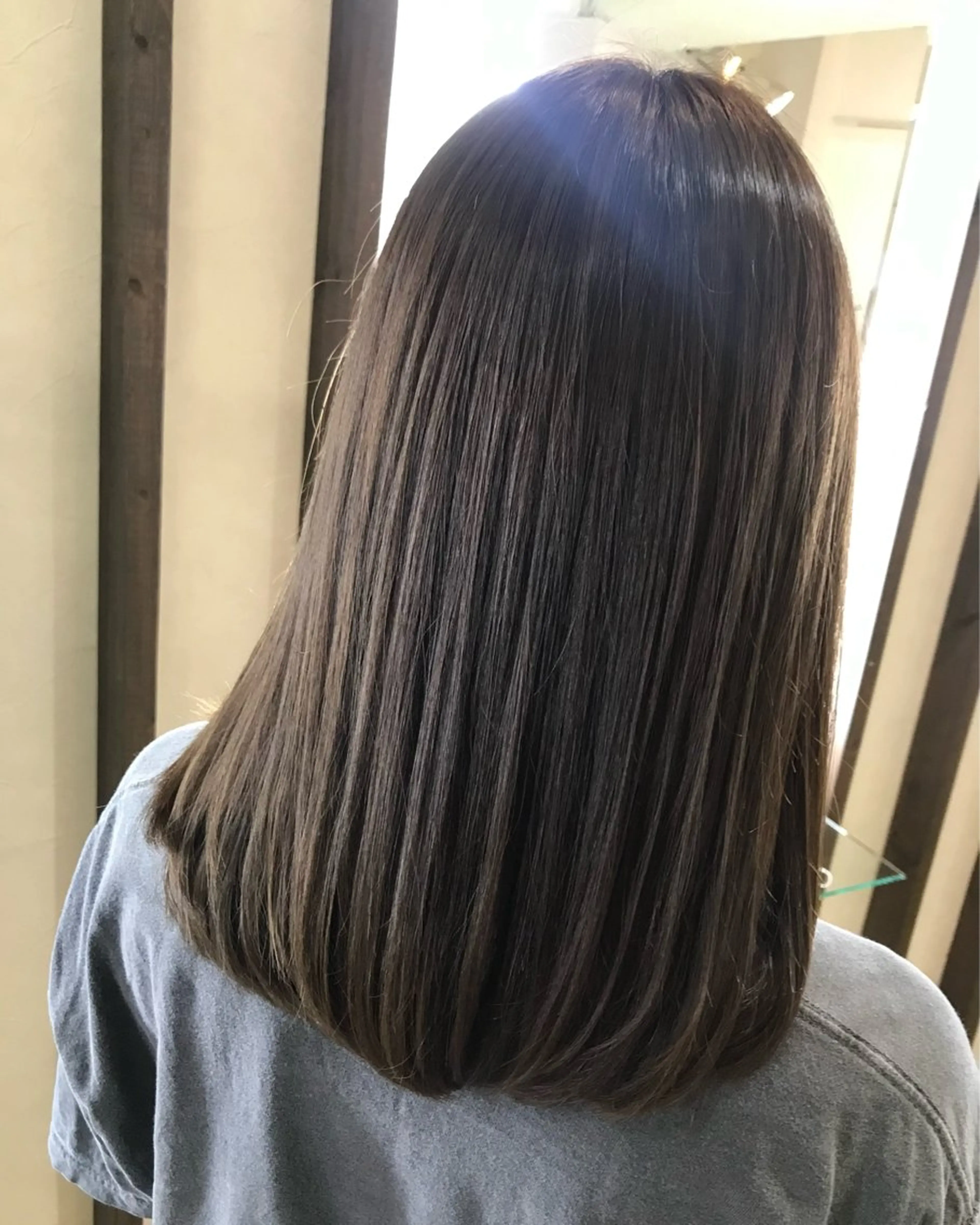 セミロング カット トリートメント corte【コルテ】所属・ナオイ ユウキのヘアスタイル