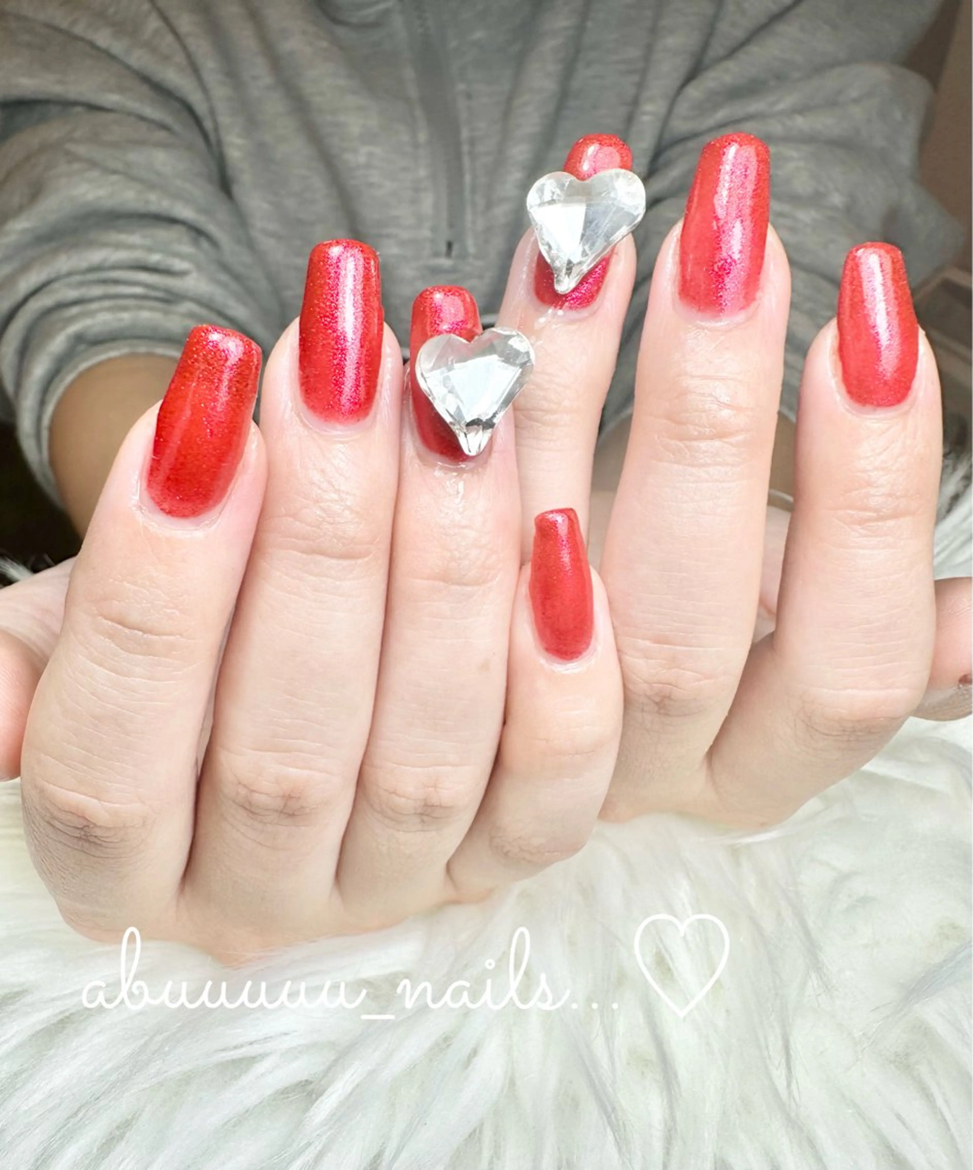 ネイル ラメ(グリッター) ワンカラーネイル 赤色 冬ネイル クリスマス abuuuuu nailsのネイルデザイン