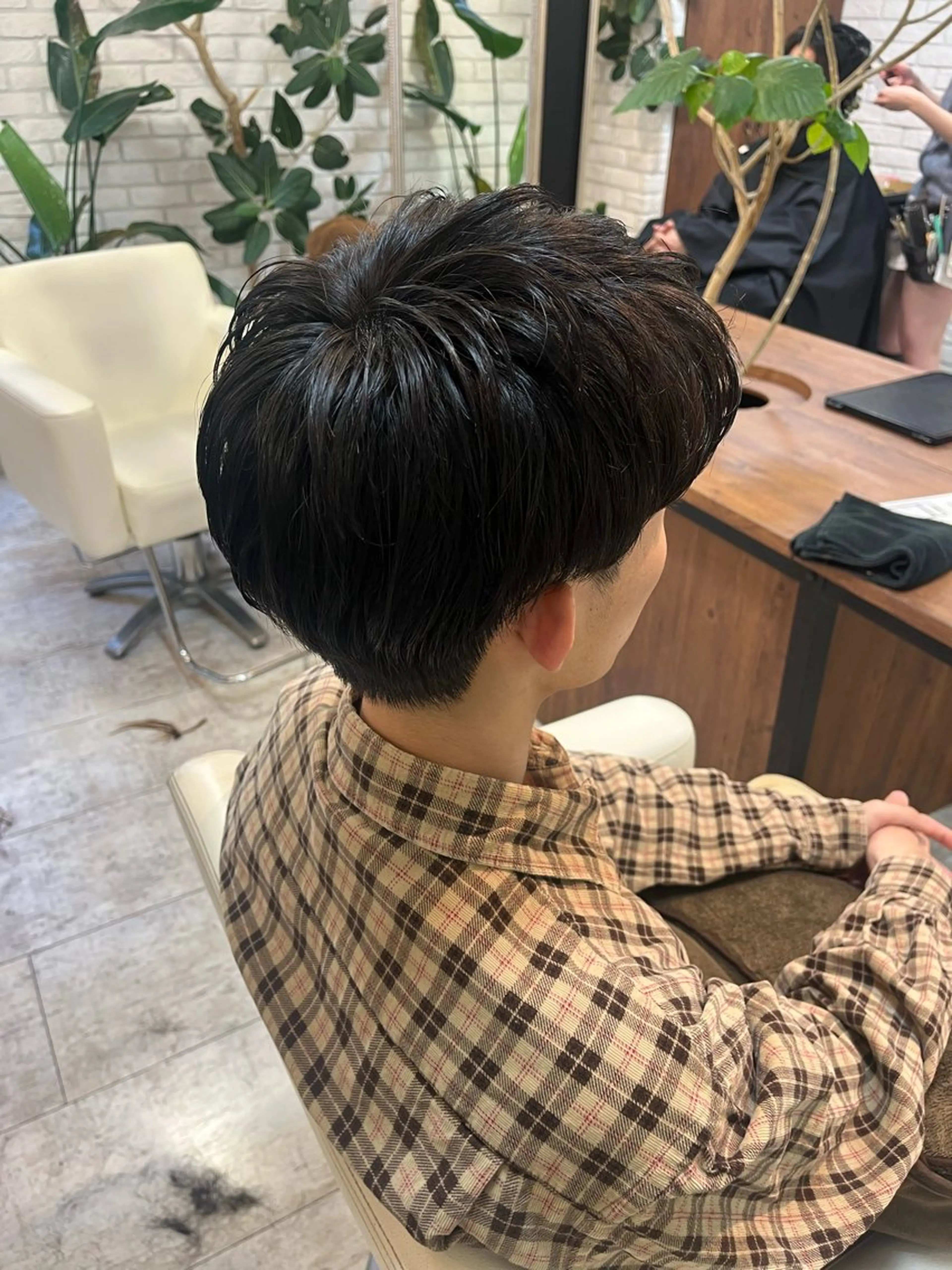 ショート カラー パーマ メンズ ️️髪質改善カラー/ 瀧澤 陽奈‎✮⋆˙のヘアスタイル