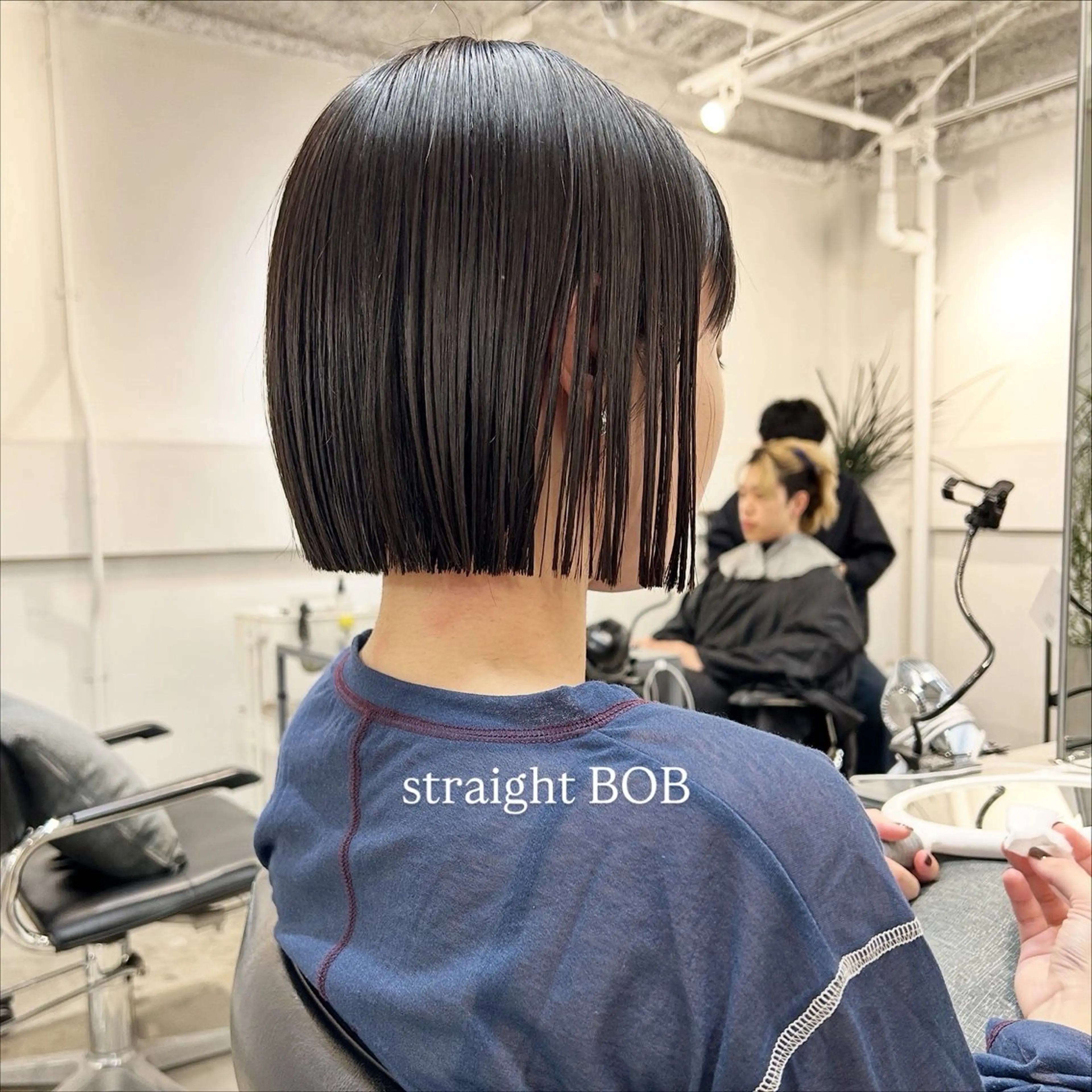 ショート パーマ カット 縮毛矯正 切りっぱなしボブ🪐 Anzuのヘアスタイル