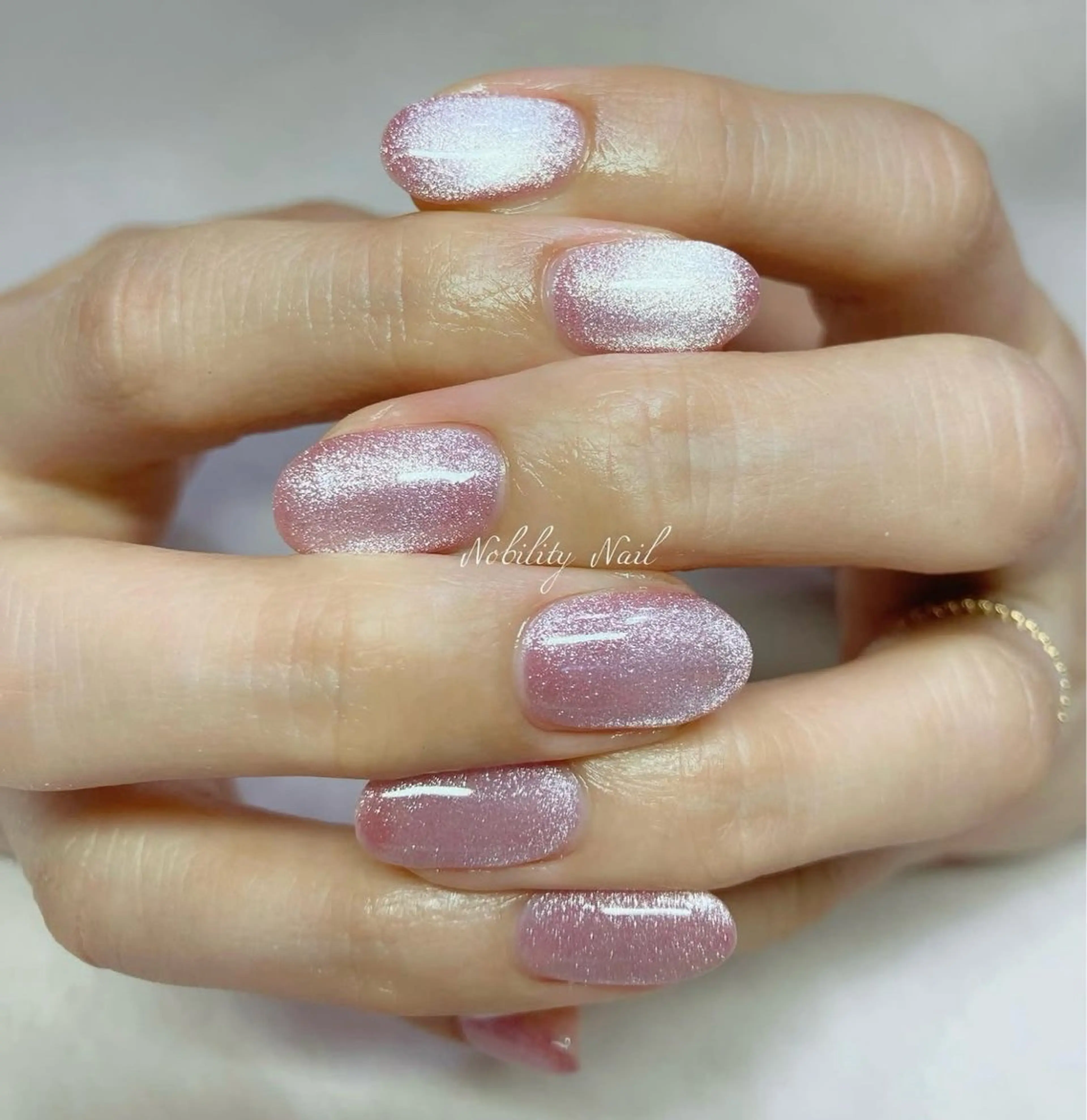 ネイル ジェルネイル ラメ(グリッター) マグネットネイル ピンク ネイルサロンNobilityNail所属・風口 麻由子のネイルデザイン