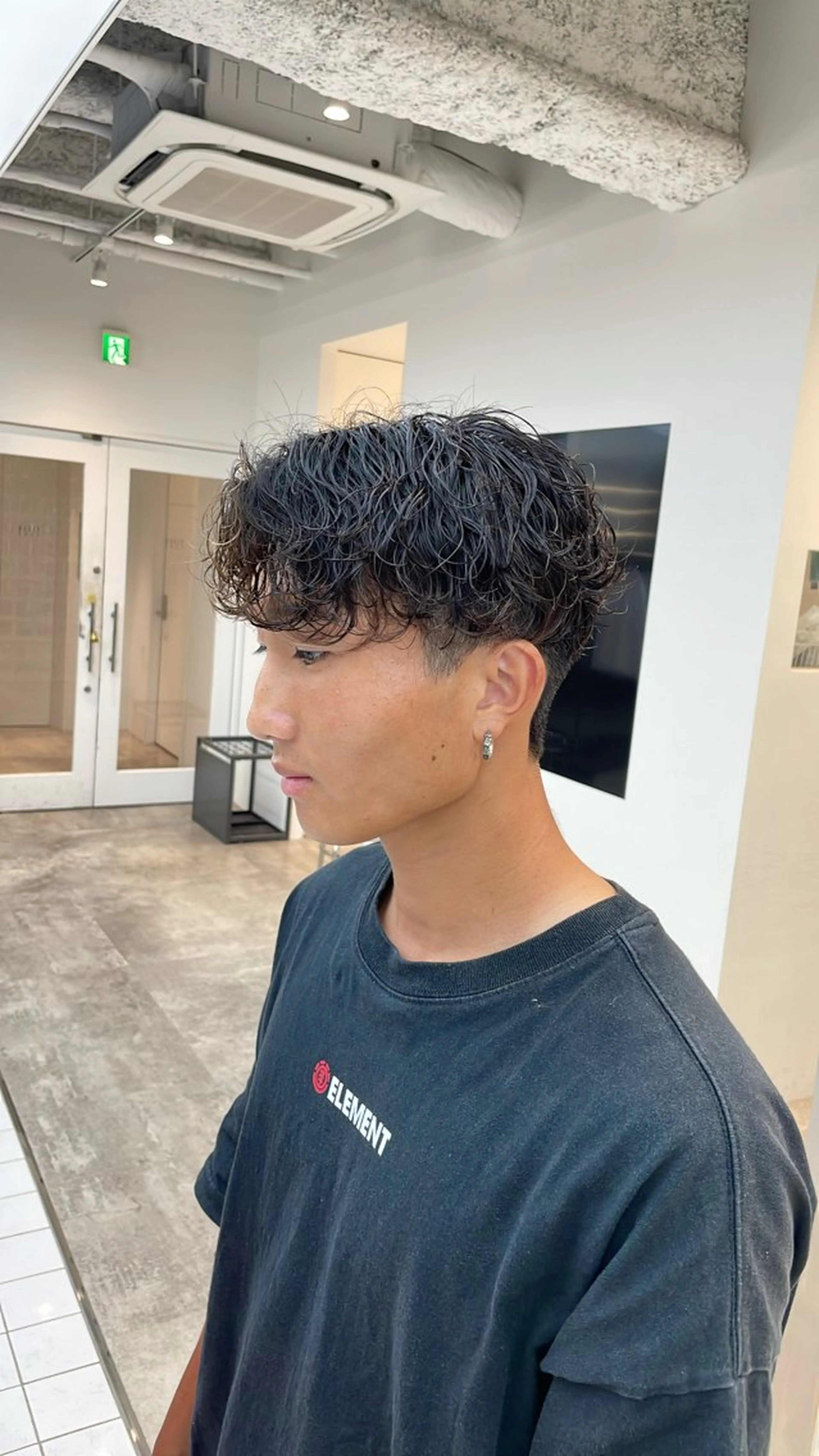 ショート メンズ メンズパーマ 波巻きパーマ メンズ特化型美容師 sakuraのヘアスタイル