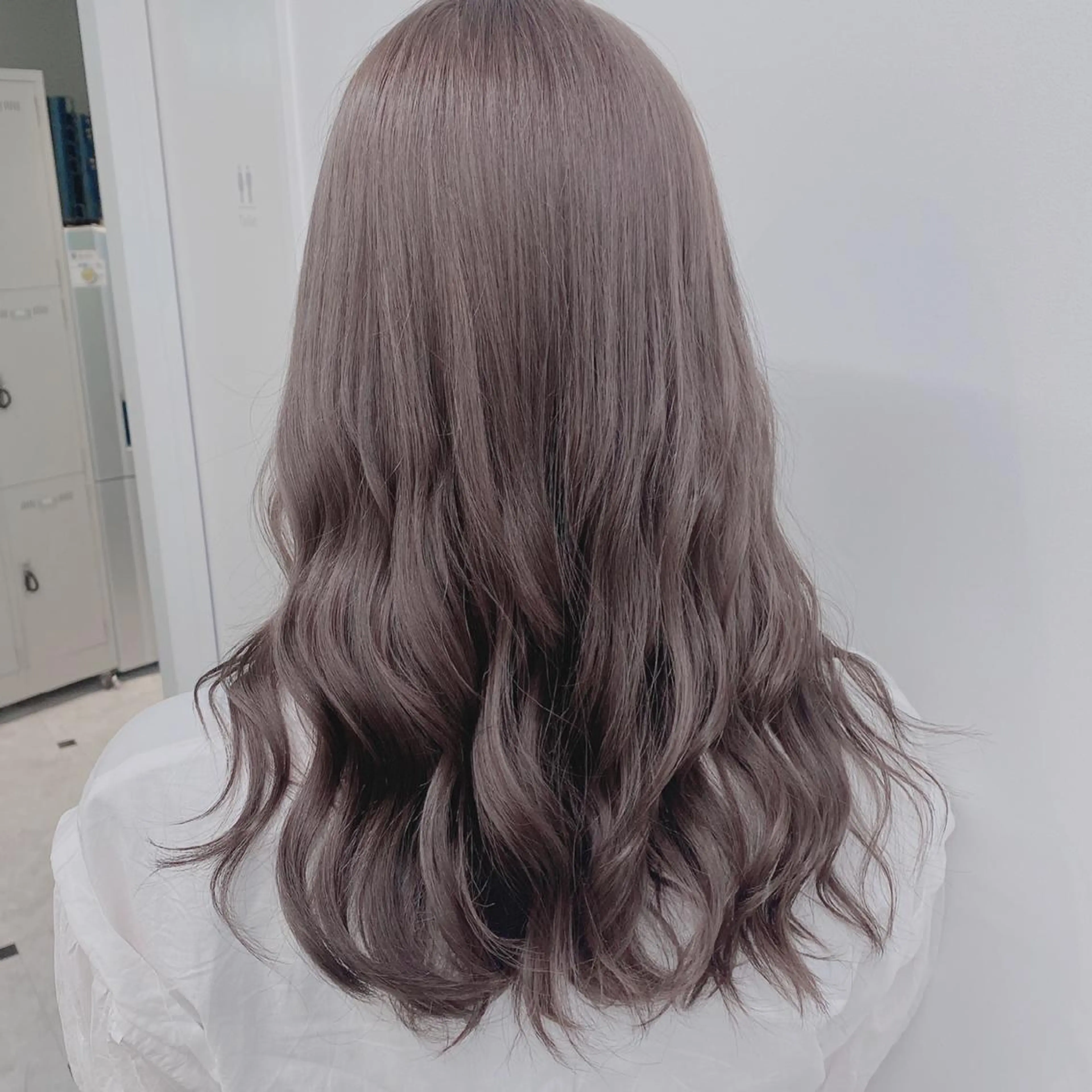 セミロング ヘアカラー トリートメント ヘッドスパ ヘアセット 公式🎠LAND 池袋店🎠のヘアスタイル