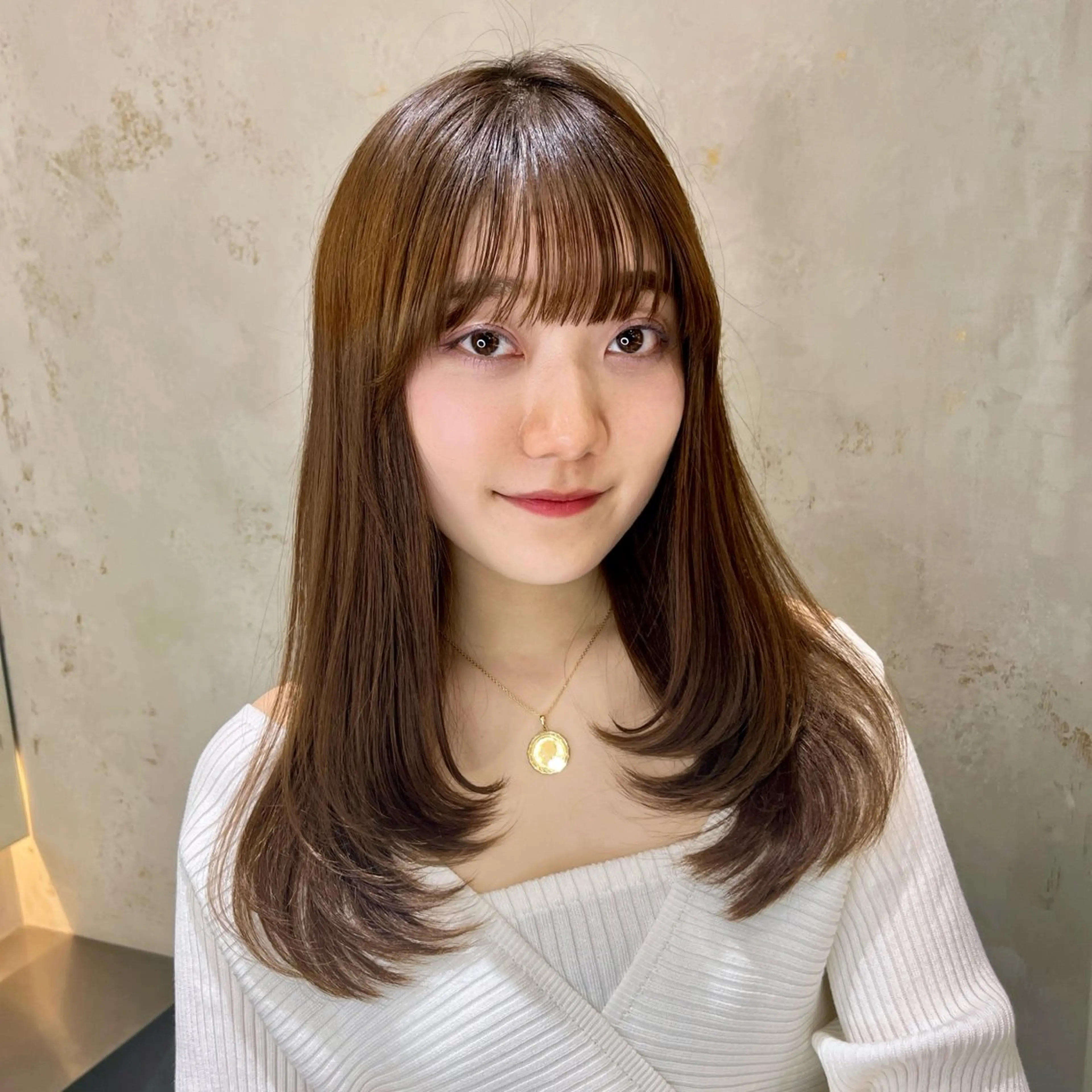 セミロング レイヤーくびれヘア アレンジmanakaのヘアスタイル
