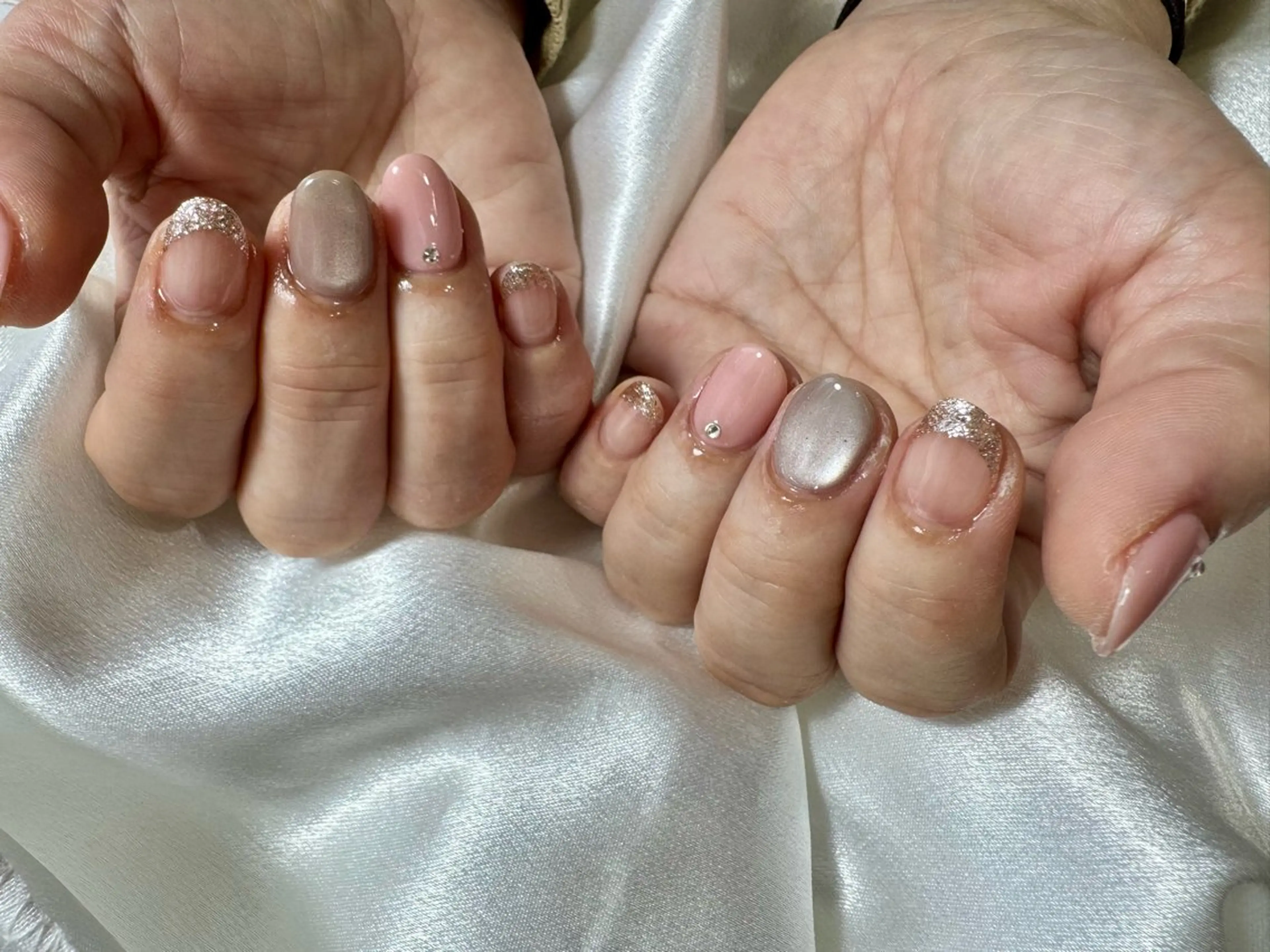 ネイル オーロラネイル 桜ネイル フラワーネイル フットネイル フレンチネイル ハンドネイル kikinail 溝の口のネイルデザイン