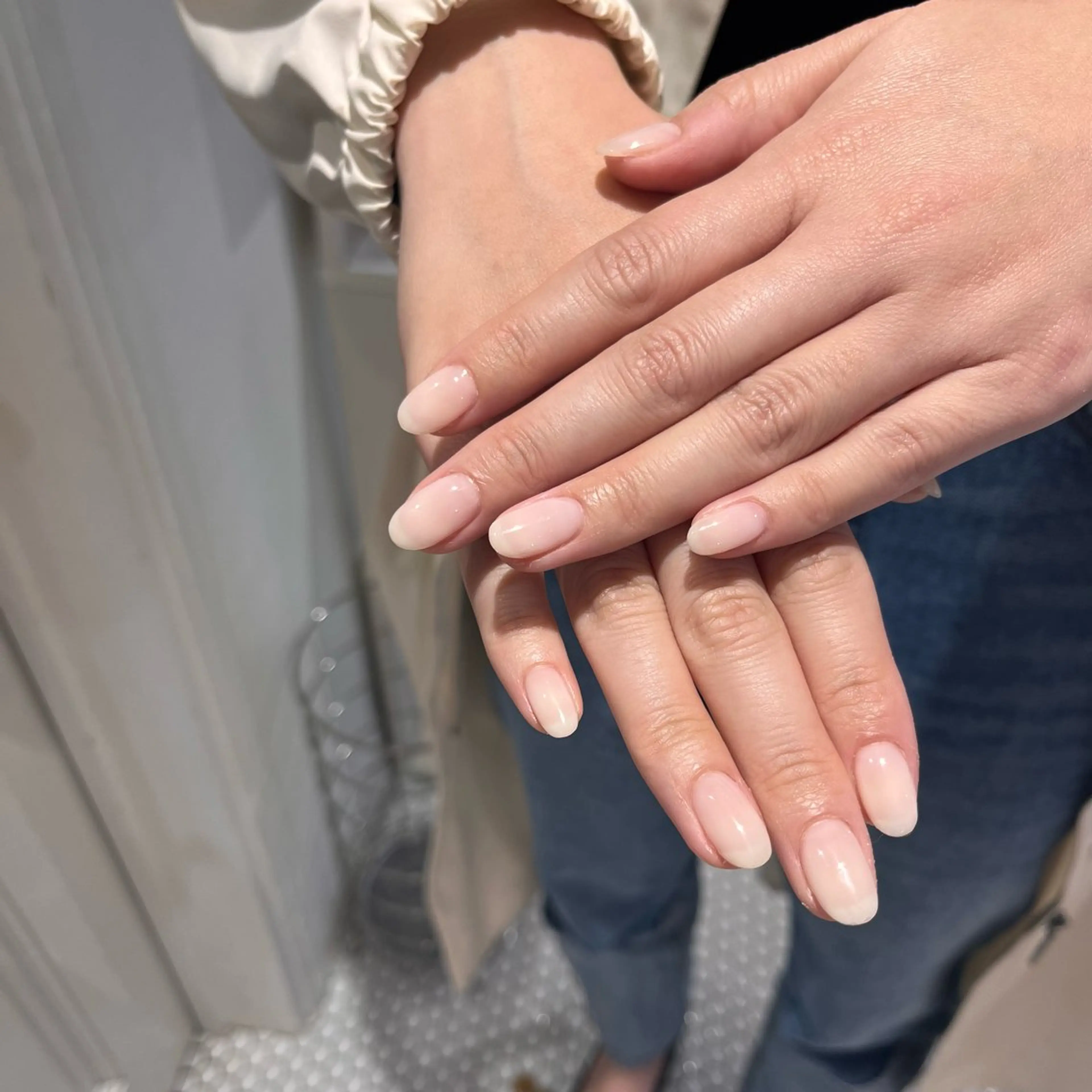 ネイル ワンカラーネイル ホワイト SHELL NAIL 🐰ｎｏａ🐶のネイルデザイン