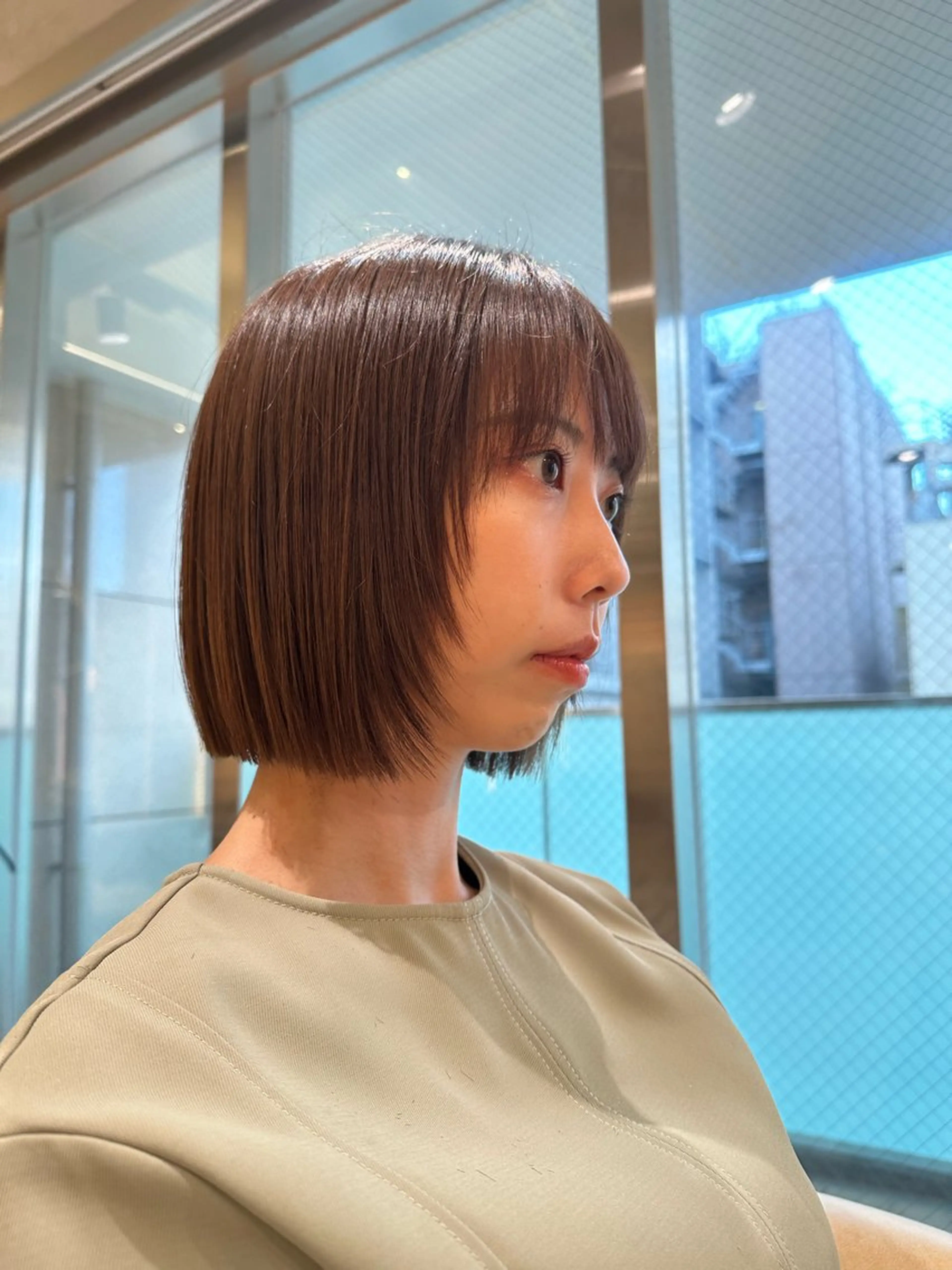 ショート ボブ／レイヤー／髪質 改善/縮毛矯正／銀座のヘアスタイル