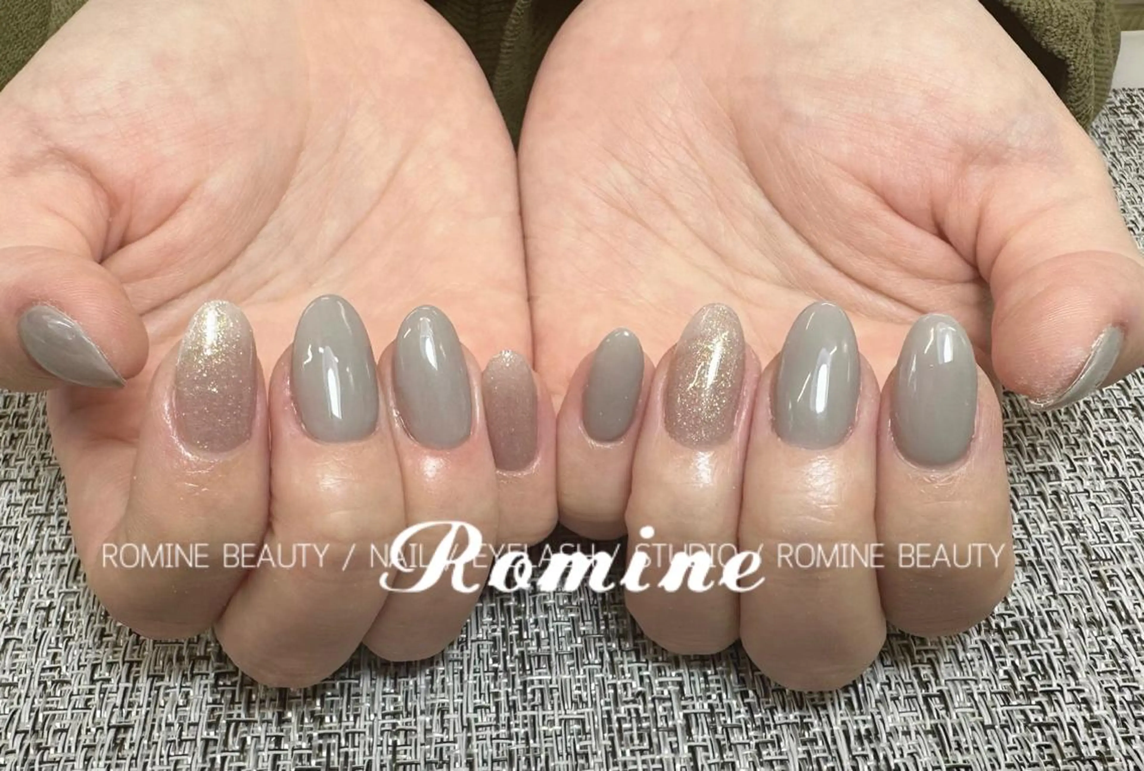 ネイル Romine アイラッシュ&ネイルのマツエク・マツパデザイン