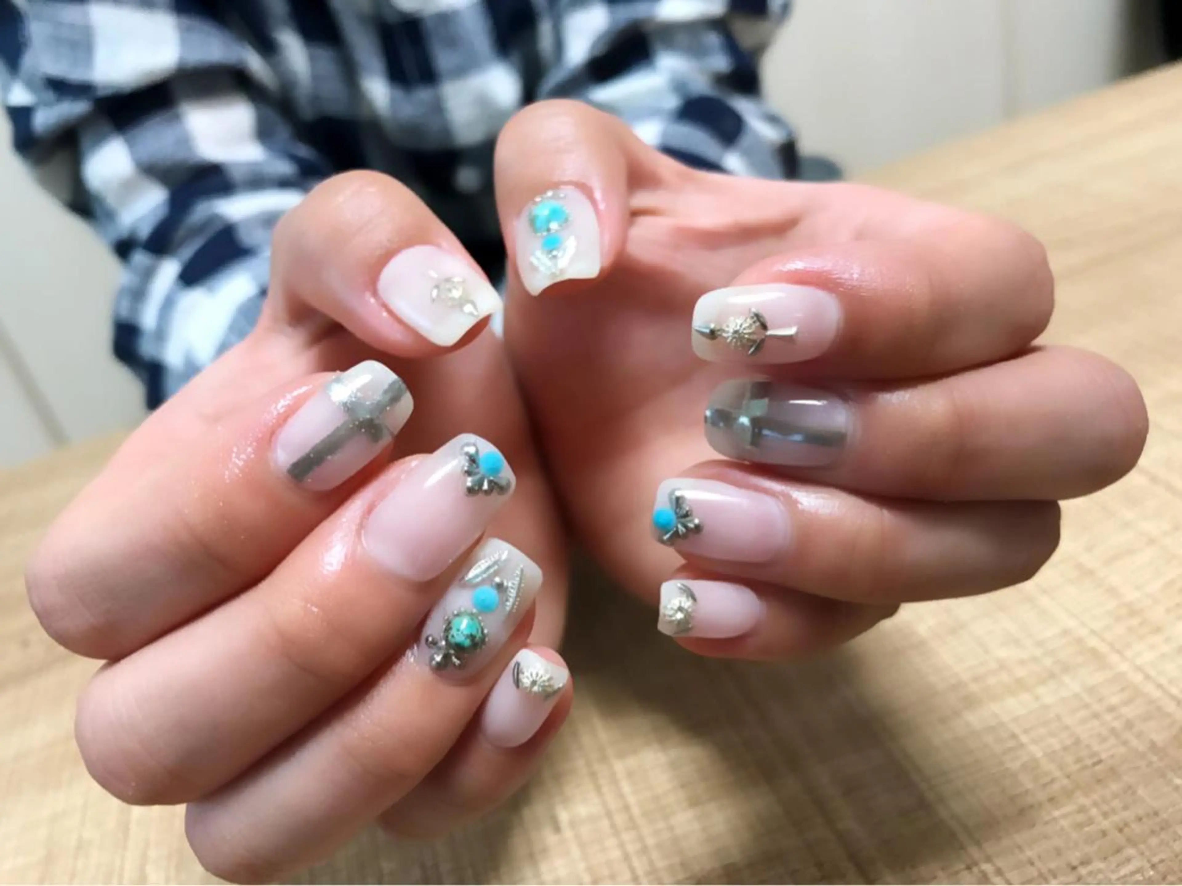 ネイル ツメトマツゲ .のネイルデザイン