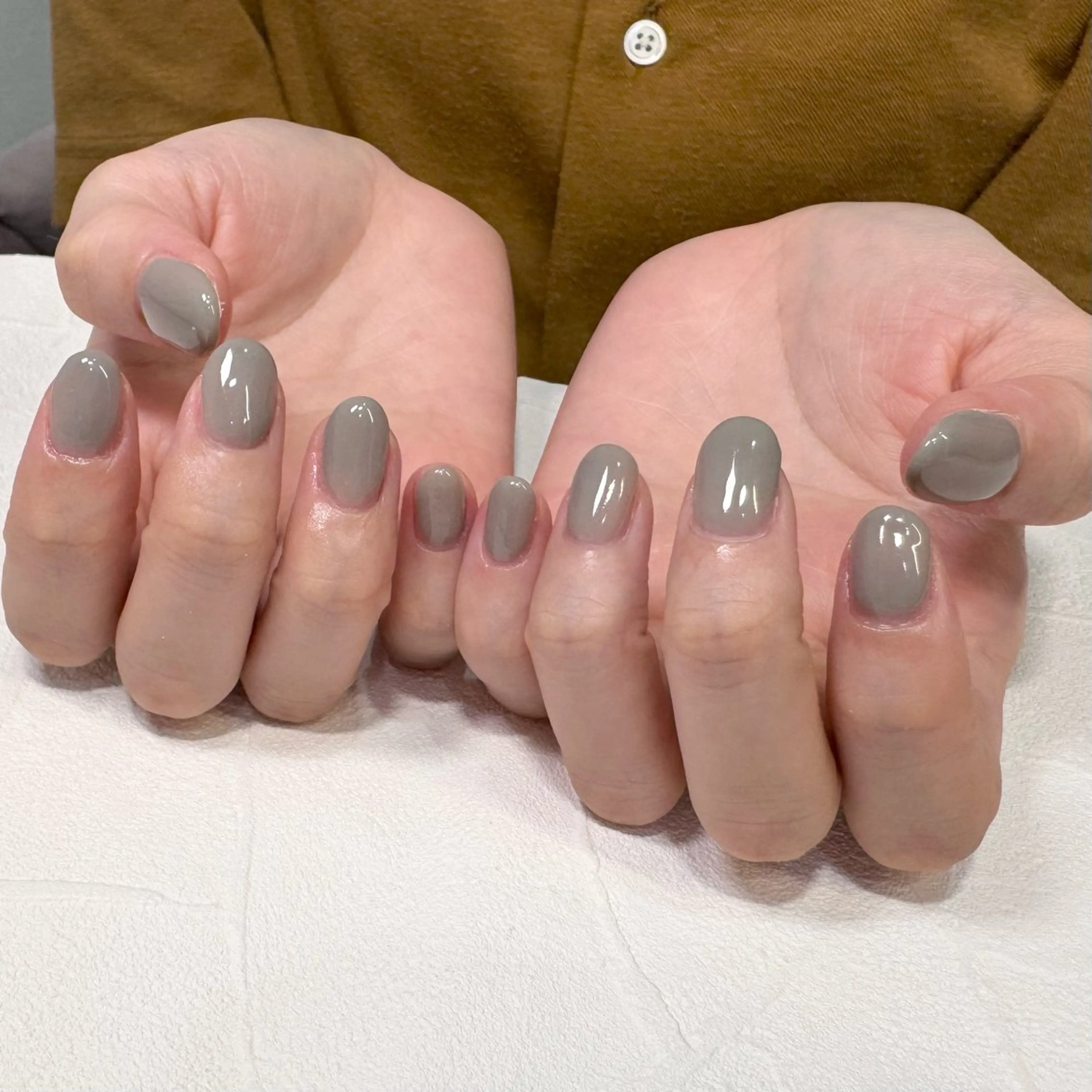 ネイル ワンカラーネイル RIEKO🍒 ワンホン♡推しネイルのネイルデザイン