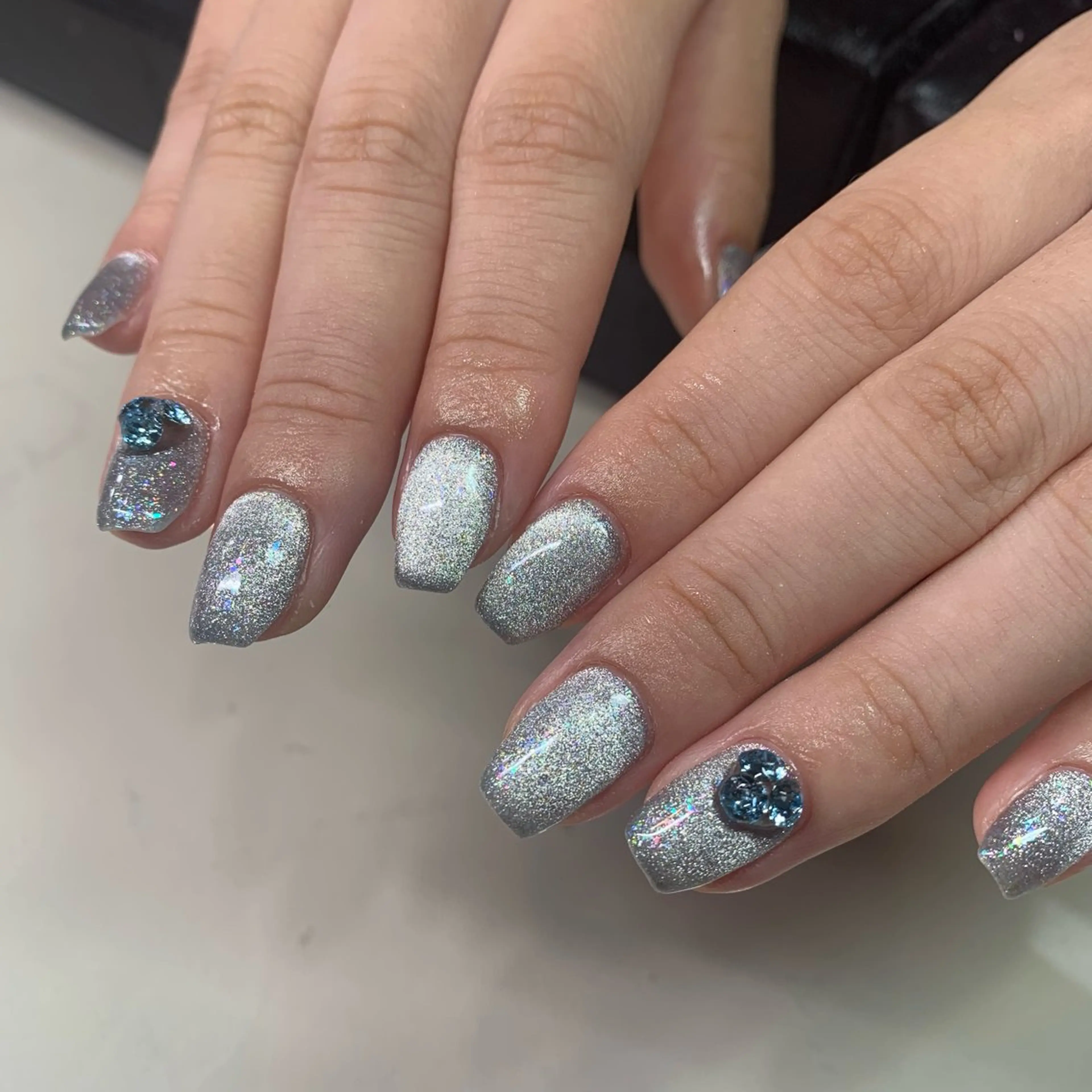 ネイル mofie🤍ユミ/ 恵比寿/パラジェルのネイルデザイン