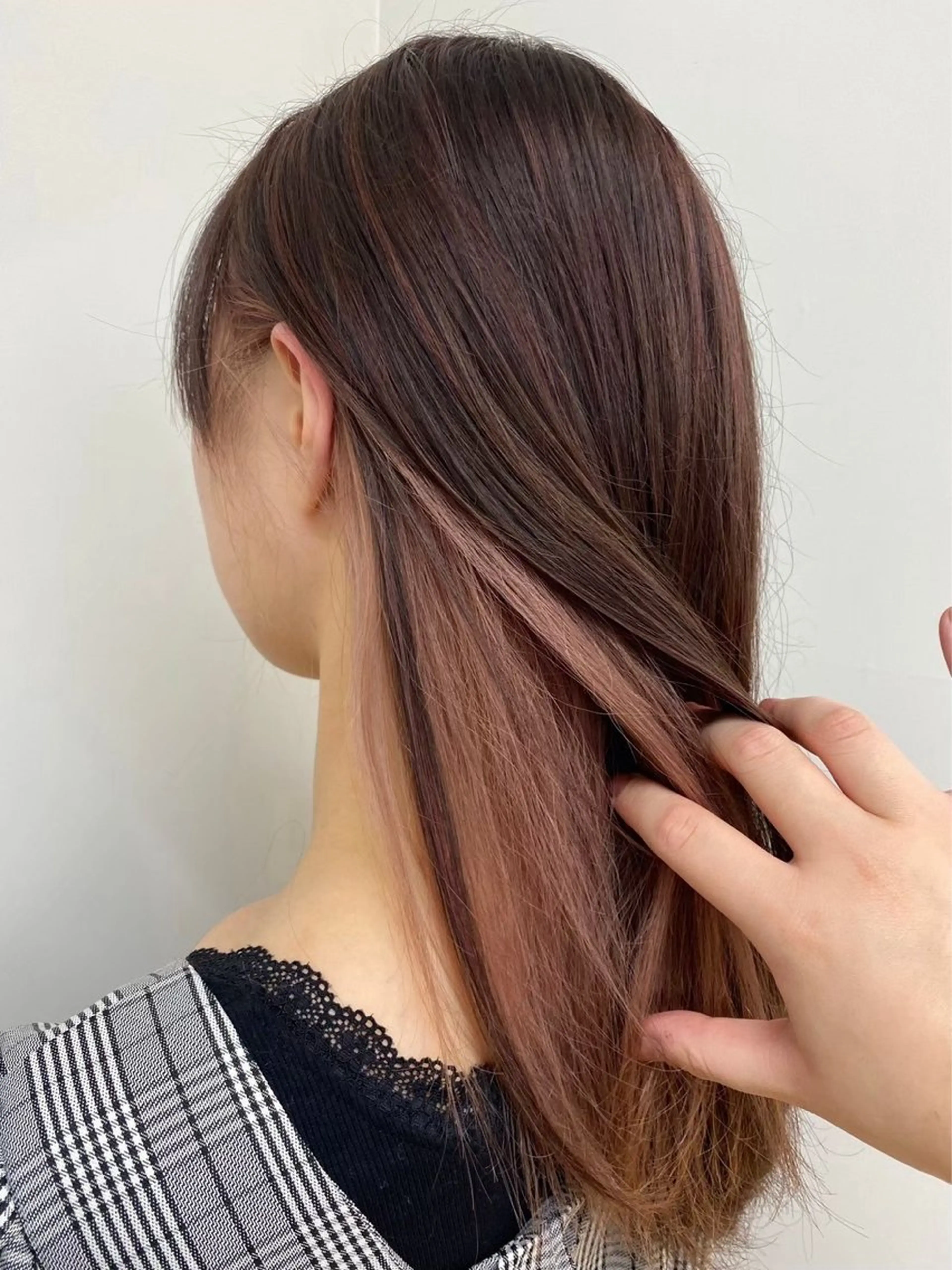 ロング 臺 佳連のヘアスタイル