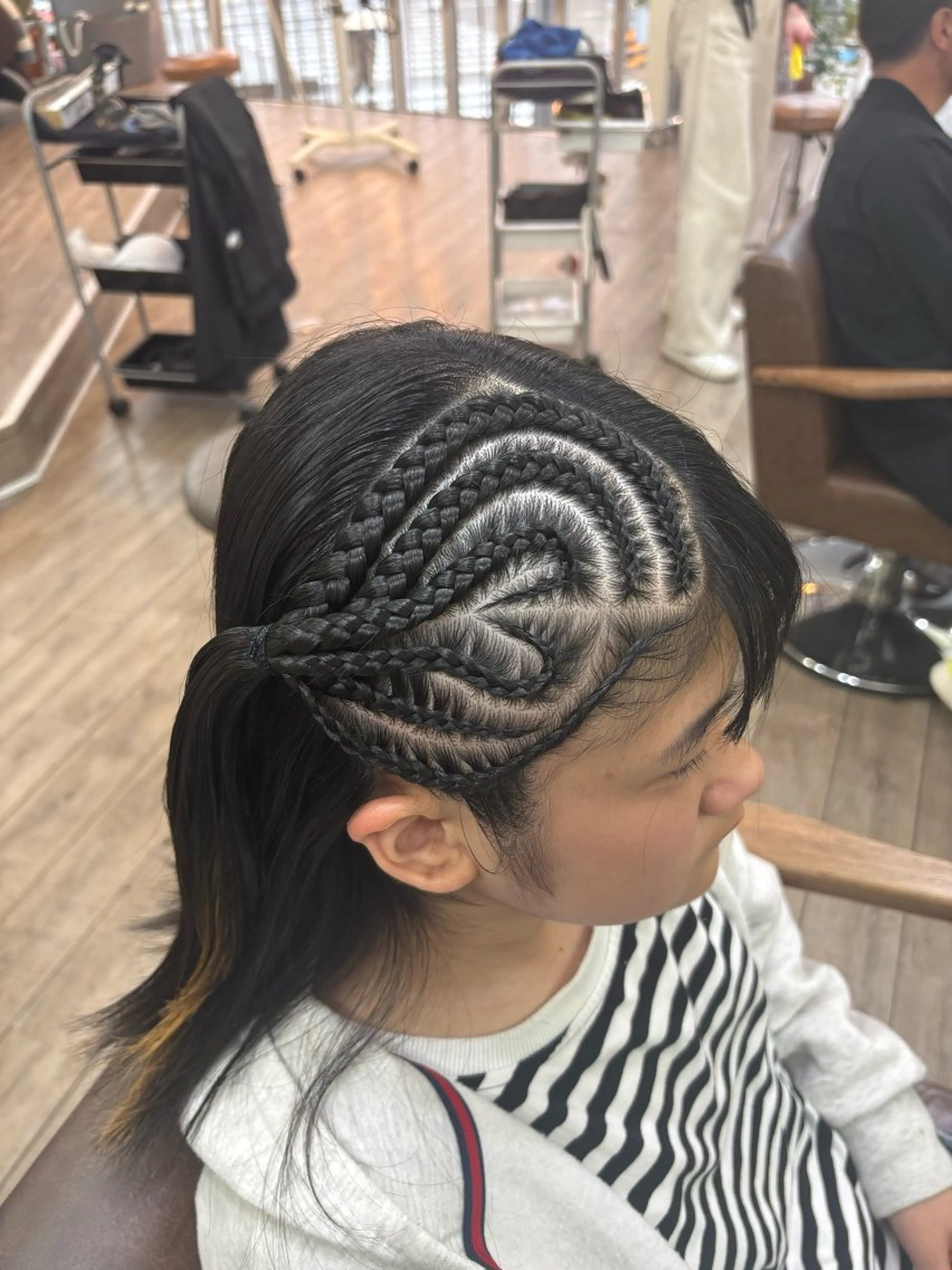 ヘアアレンジ キッズ 卒業式のヘアスタイル ヘアセット WEST OLAND 黒坂佳乃のヘアスタイル