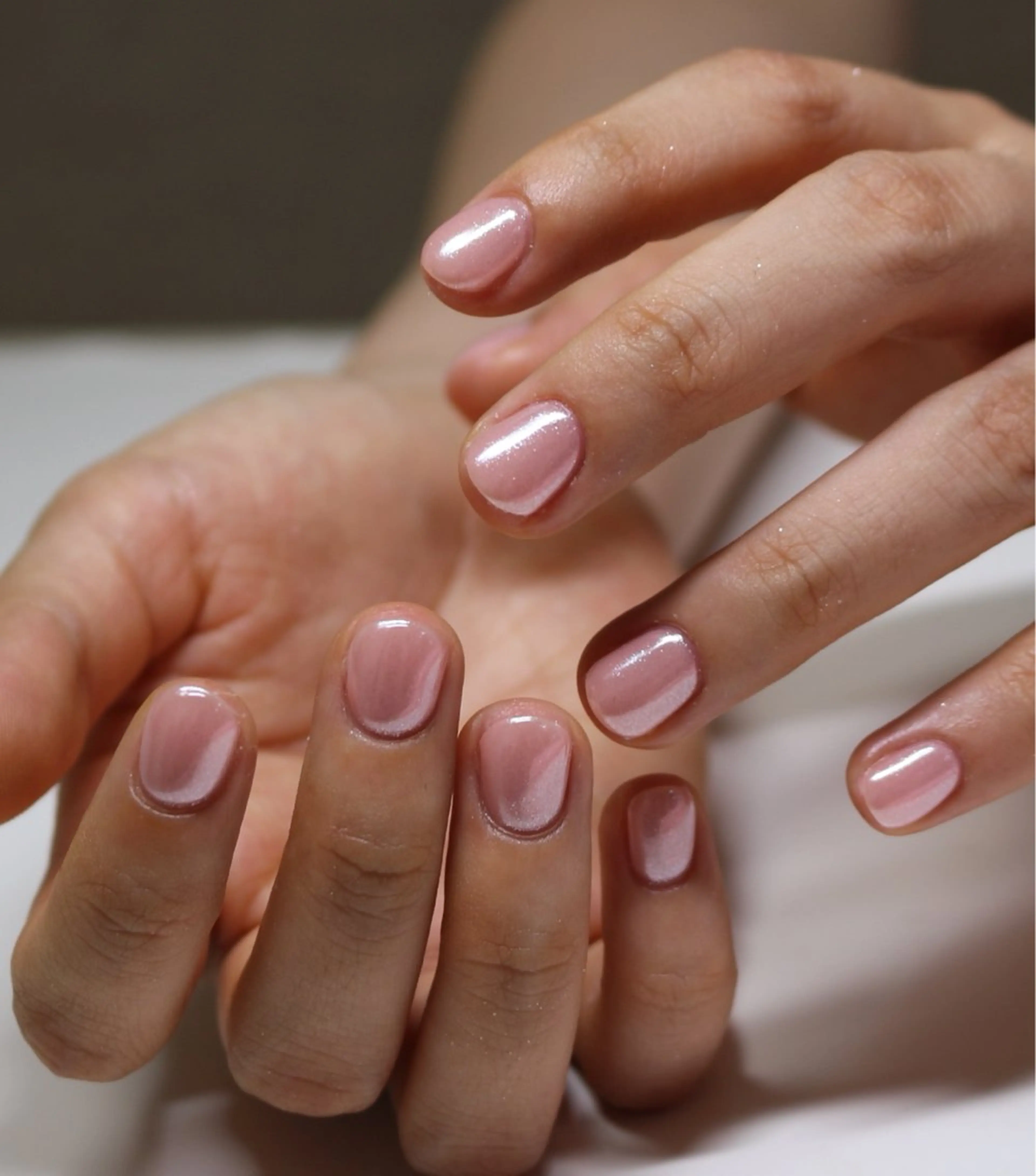 ネイル キラキラネイル ミラーネイル ピンク シンプルネイル ワンホンネイル ハンドネイル Baku Nailsのネイルデザイン