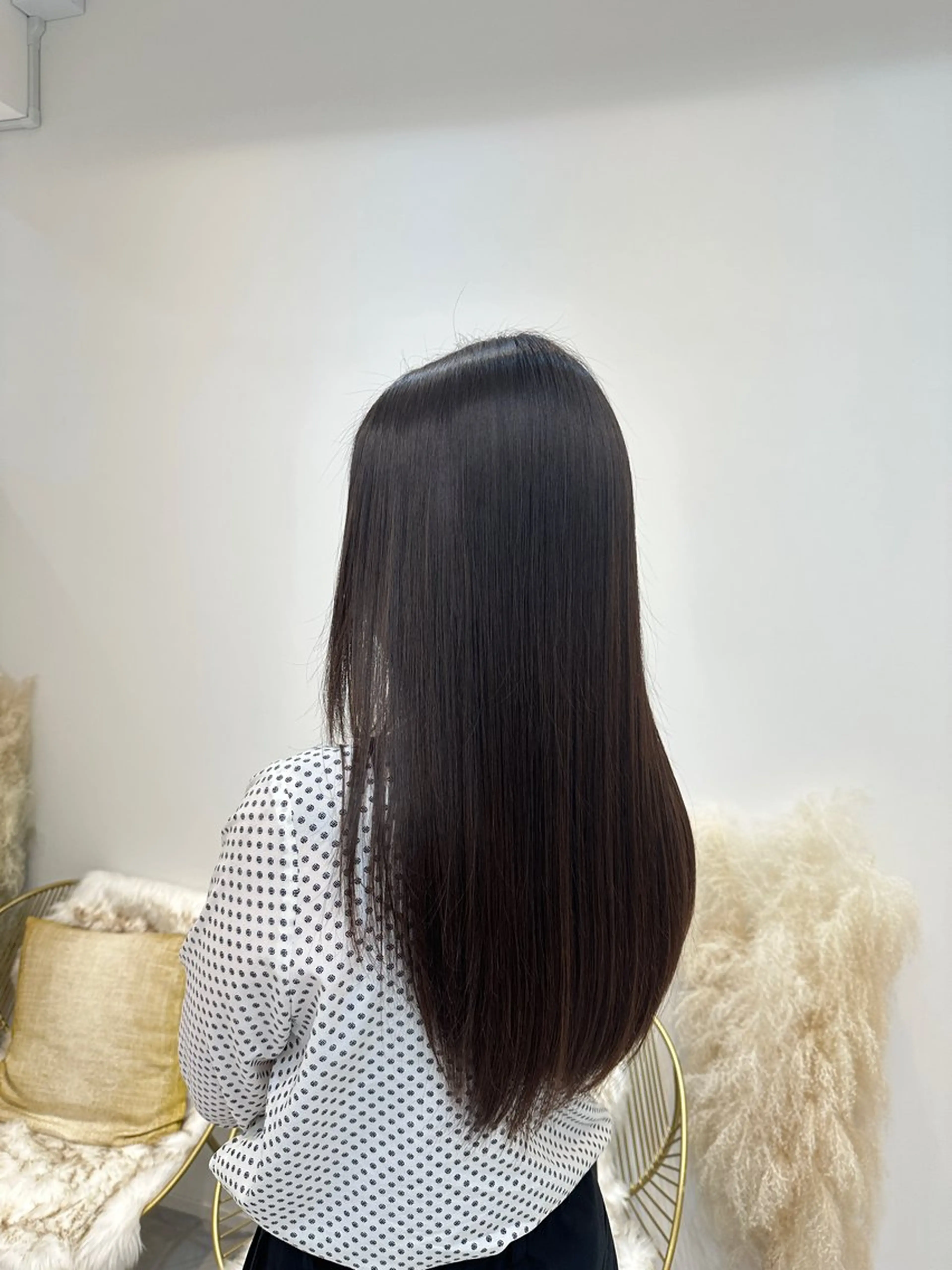 ロング Emüest髪質改善 👩🏼🖤cocoのヘアスタイル