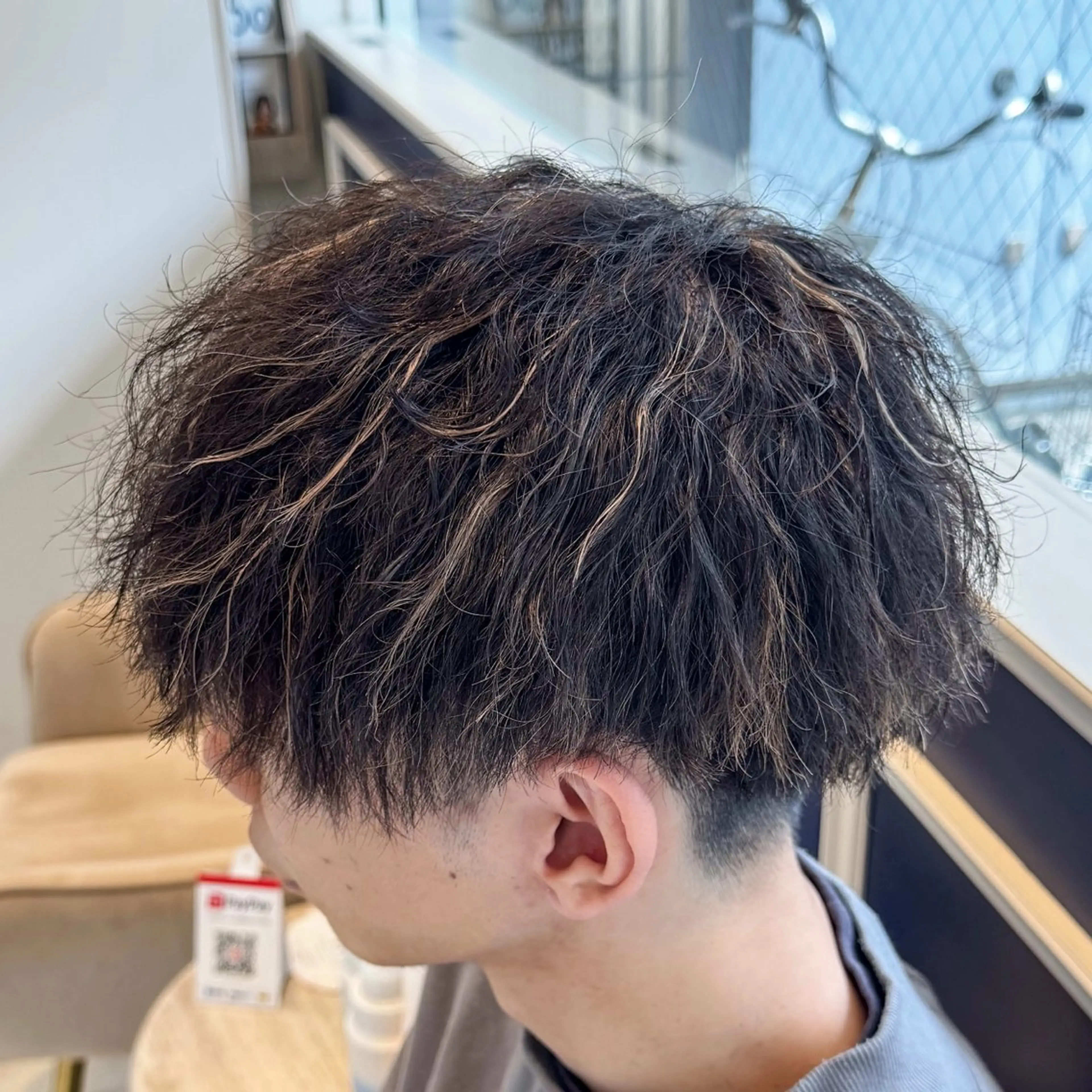 ショート カラー パーマ メンズ メンズハイライト ハイライトカラー ハイライト カット ヘアカラー 吉田 新平のヘアスタイル