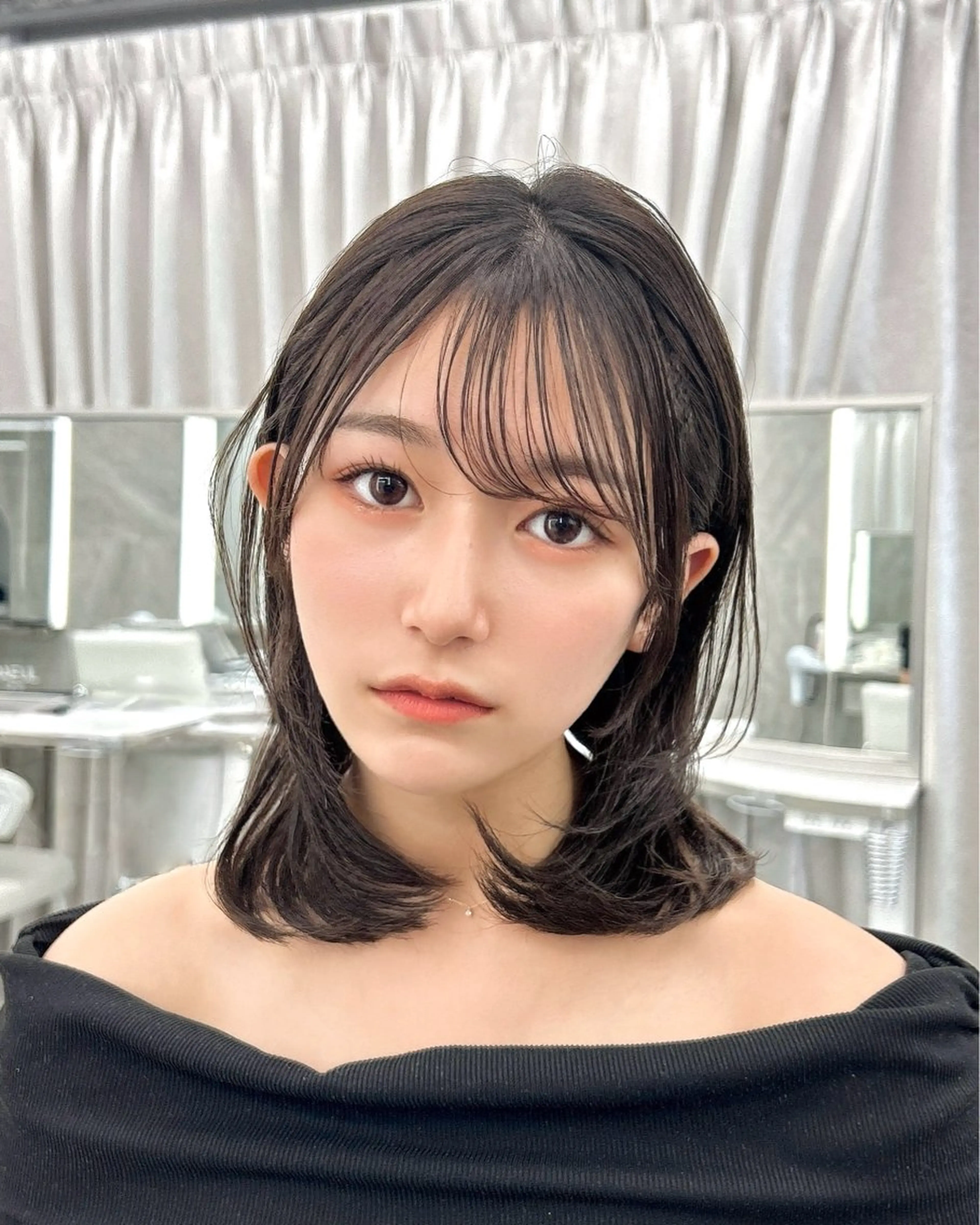 ミディアム 韓国顔まわり/前髪 /レイヤー/いつきのヘアスタイル