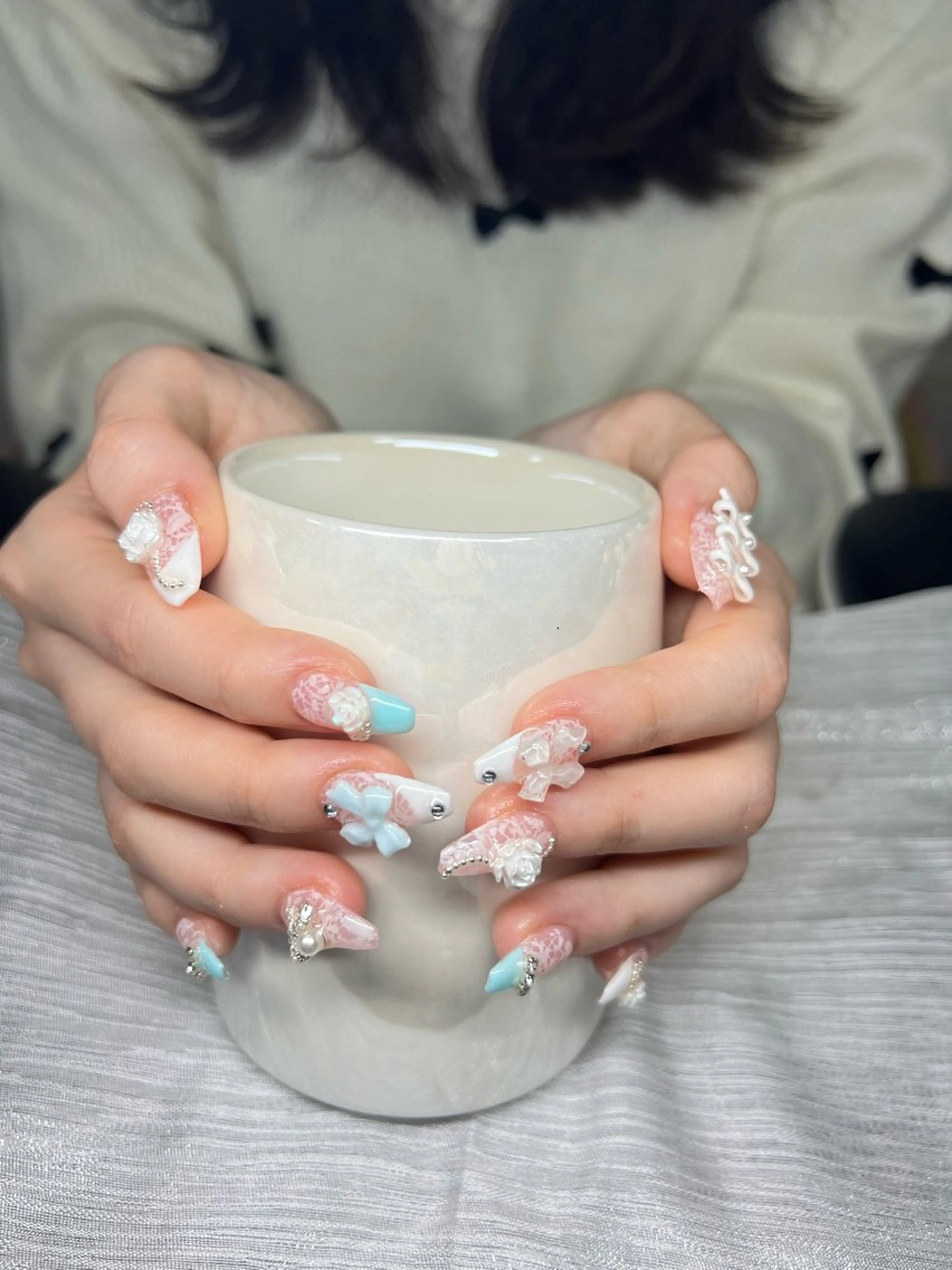 ネイル 長さ出し グラデーション 卒業式 キラキラネイル マグネットネイル Lee Nails チップ長さだし専門店のネイルデザイン