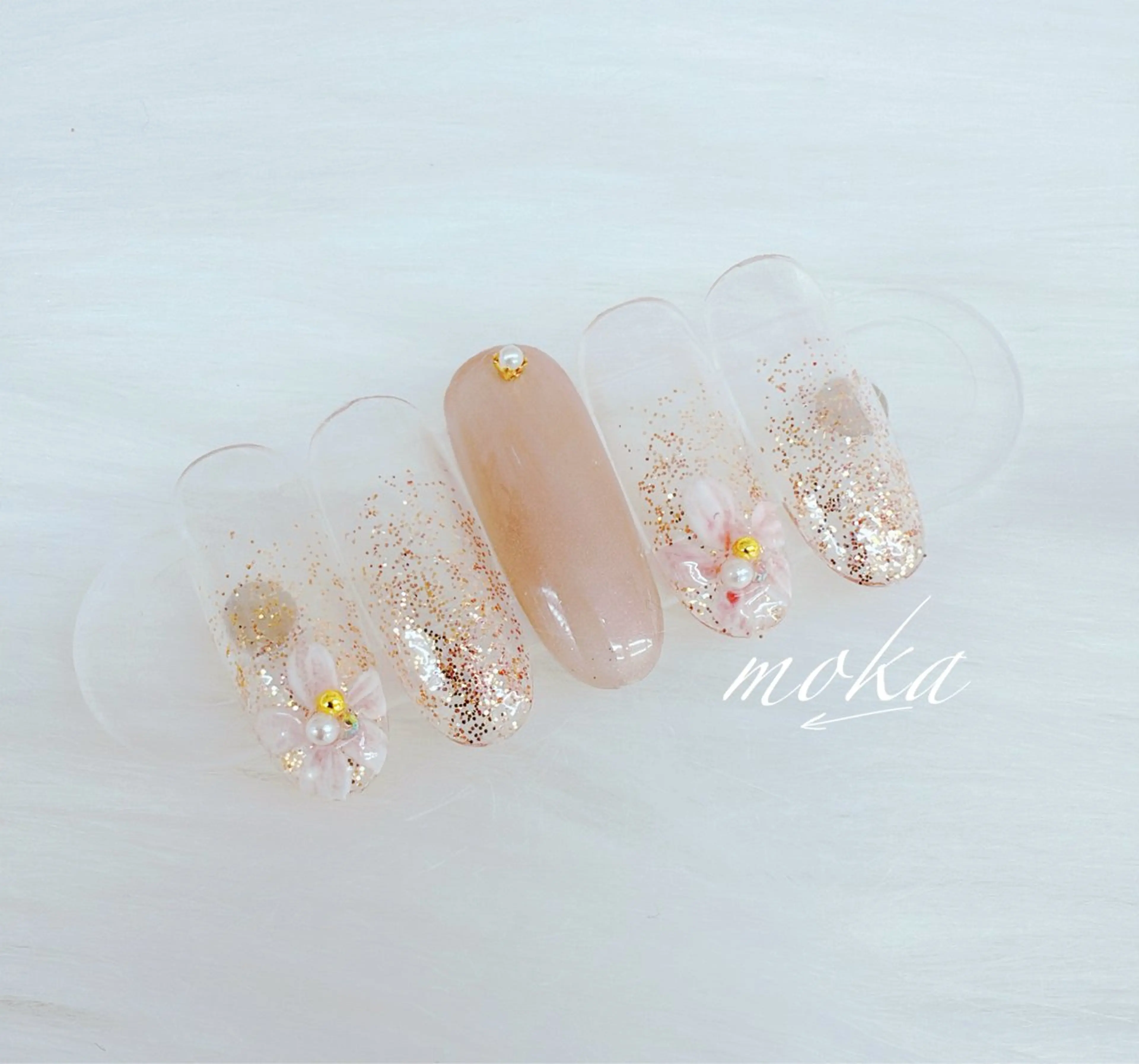 ネイル ハンドネイル ハンドケア 胡蝶蘭レディースサロ ンNailMOKAのネイルデザイン