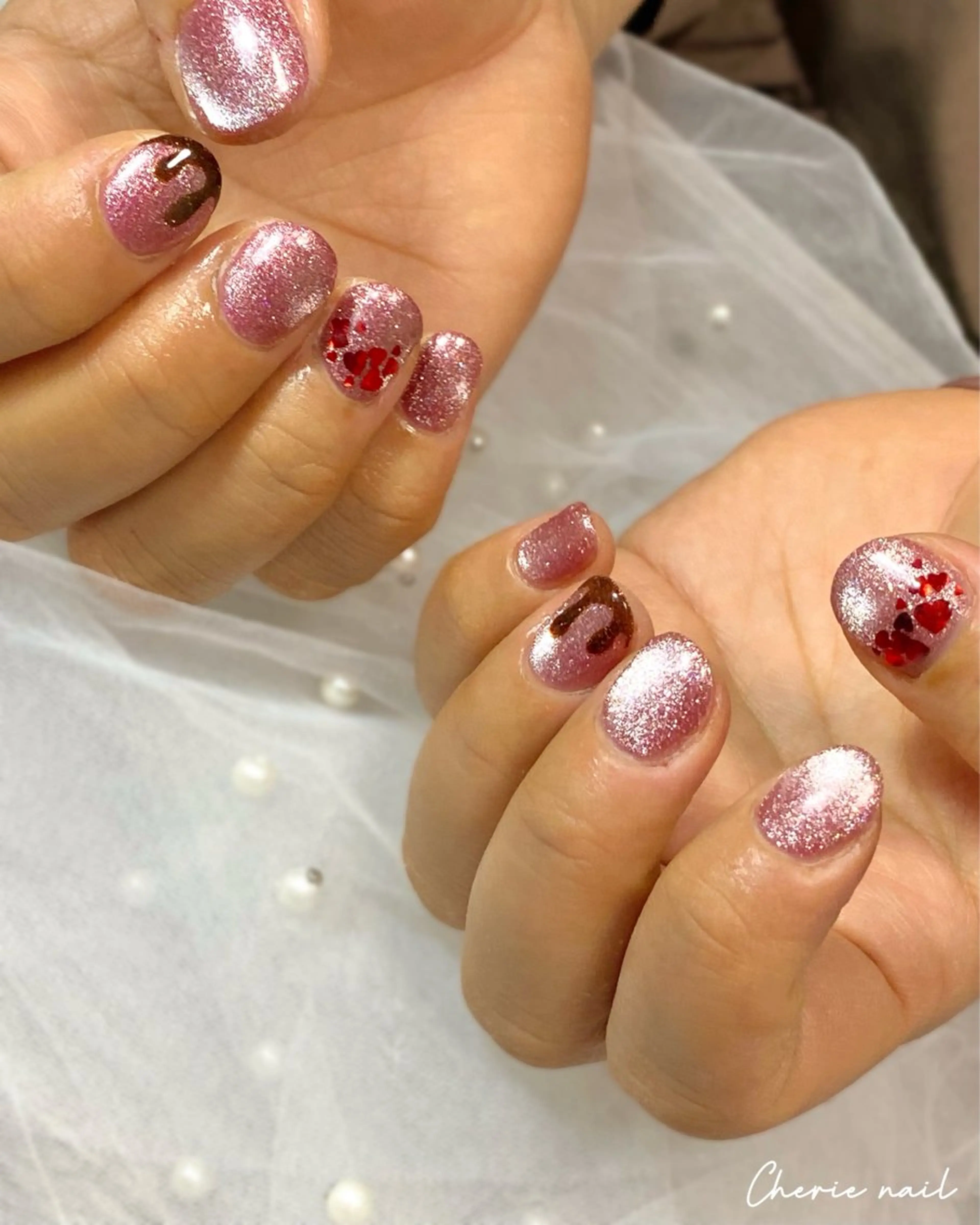 ネイル ジェルネイル ハート マグネットネイル ピンク バレンタイン ハンドネイル Cherienail yunaのネイルデザイン