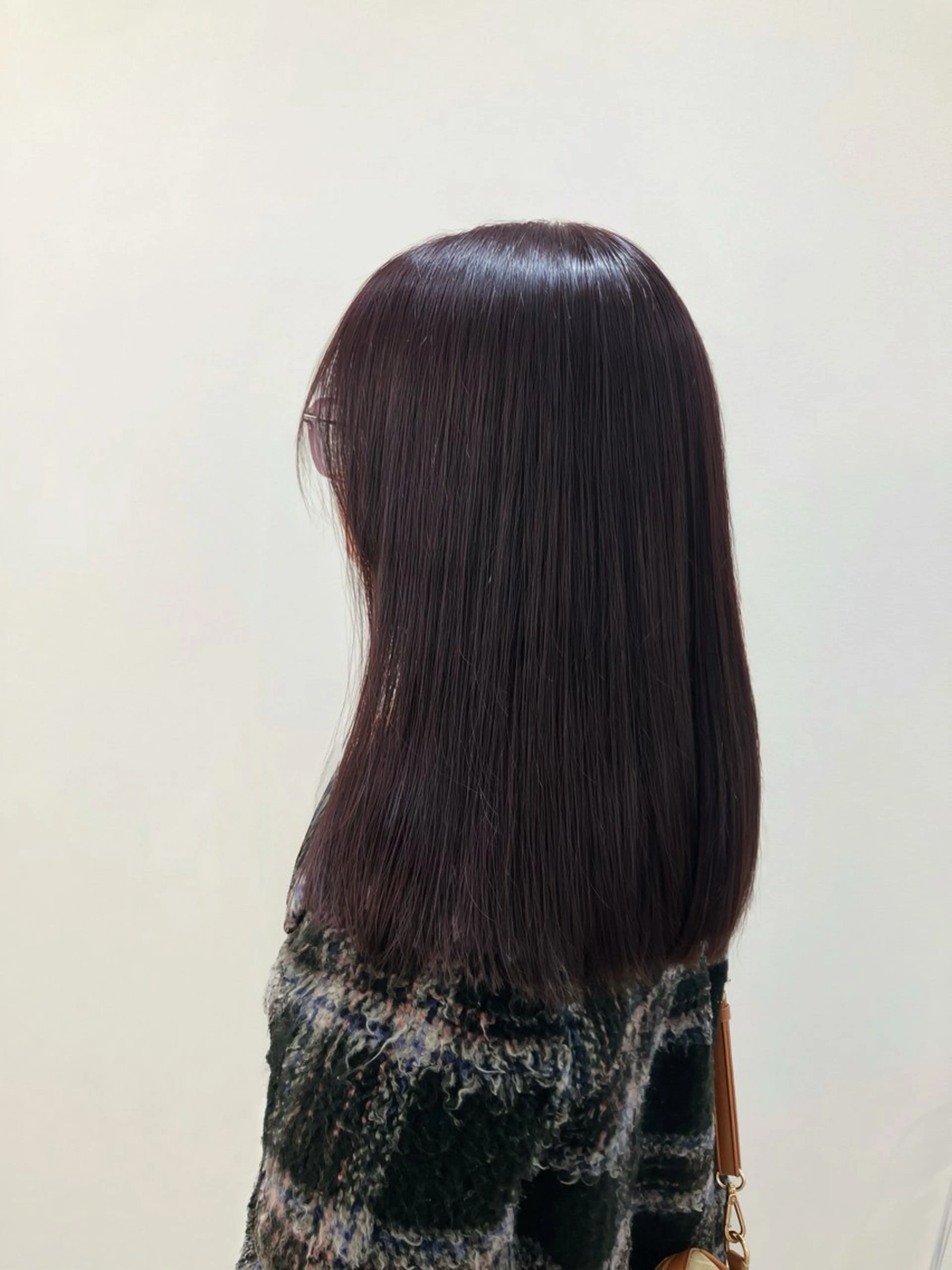 ミディアム カラー ディープパープル パープルカラー カット ヘアカラー 🕊宮岡シノ/ 戸田公園のヘアスタイル