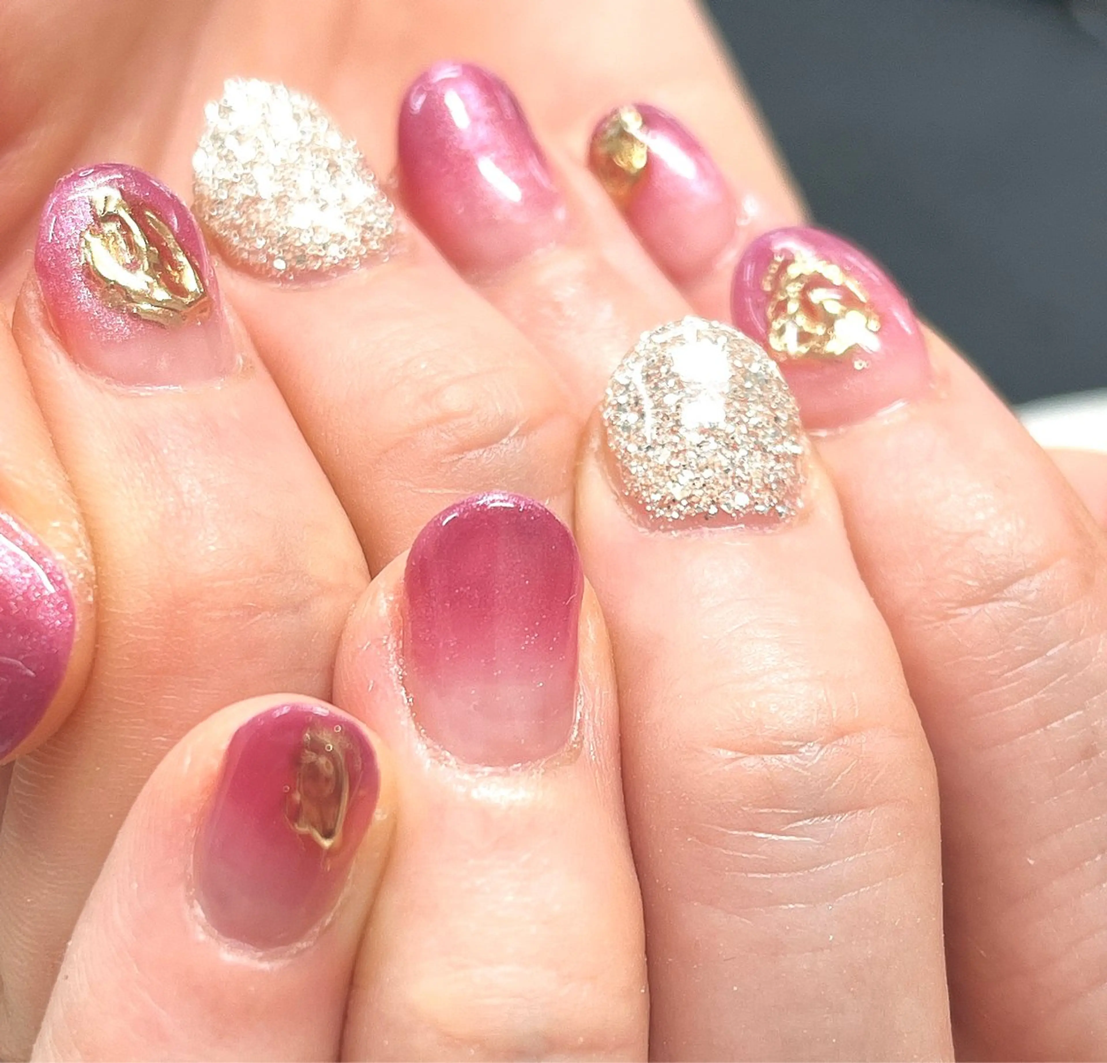 ネイル アートネイル フットネイル フレンチネイル ジェルネイル グラデーション ハンドネイル Bianca市ヶ谷店 Aiuraのネイルデザイン