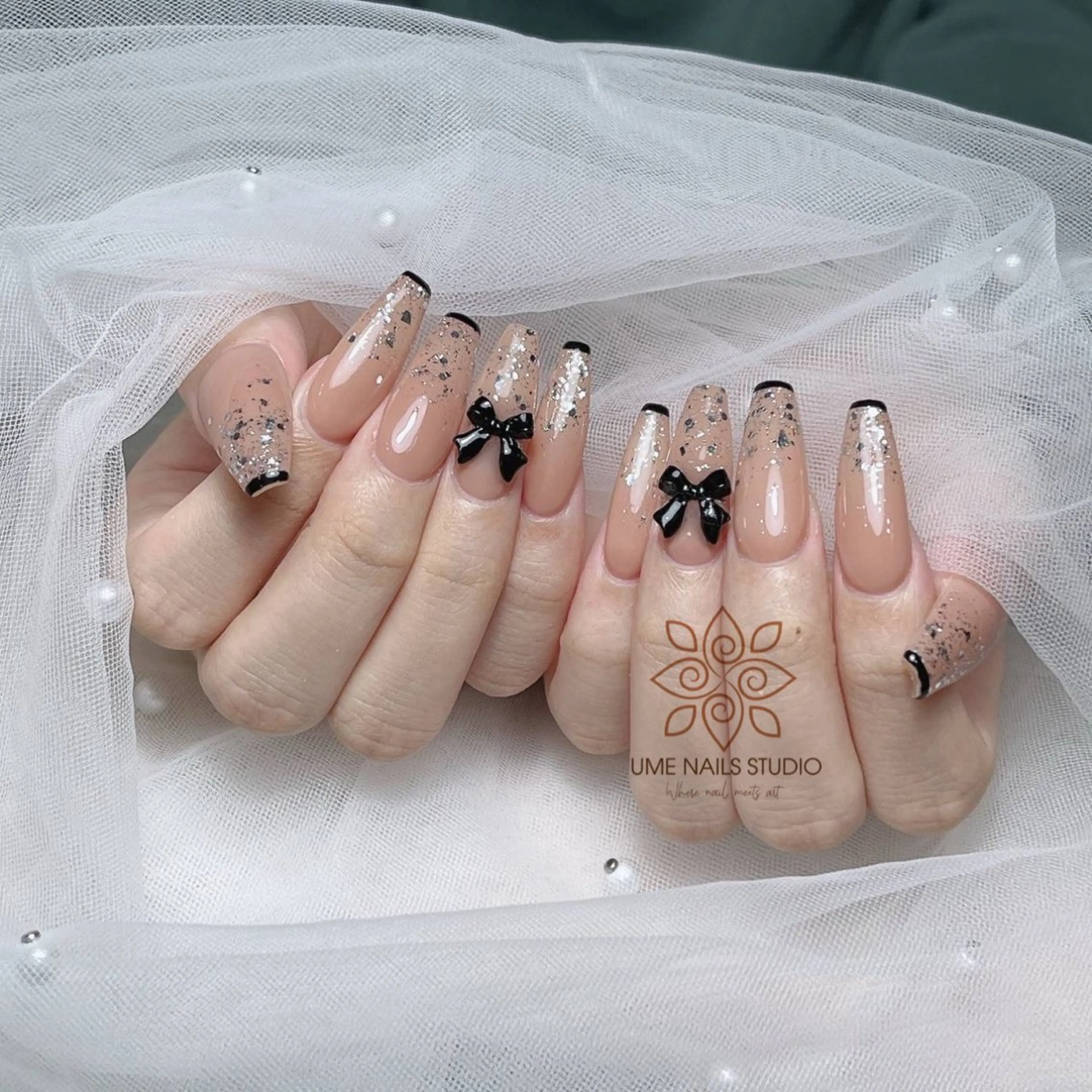 ネイル チークネイル クリアネイル ガーリー キラキラネイル 韓国ネイル Ume Nail Studioのネイルデザイン