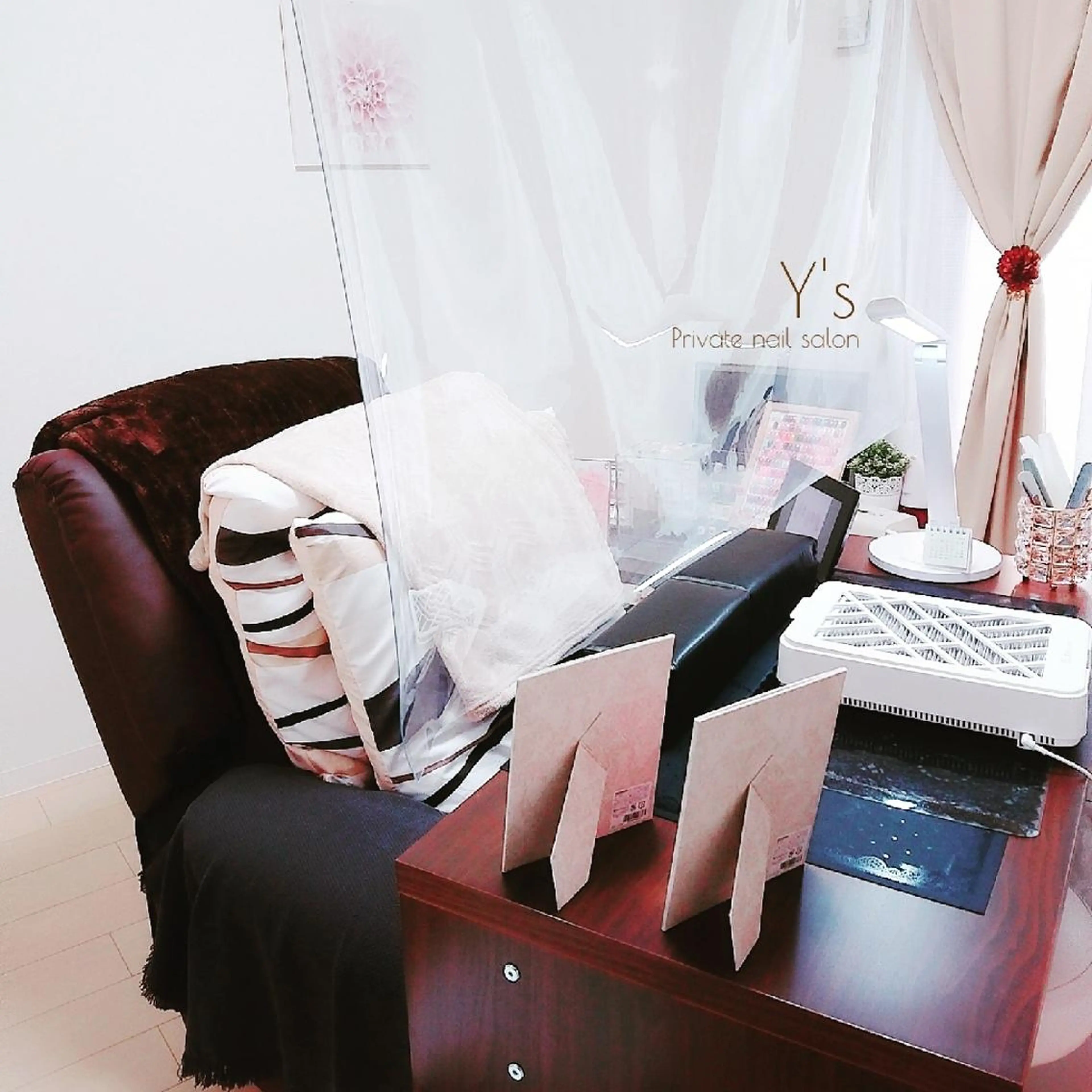 ネイル YUMI NAGAI  のネイルデザイン