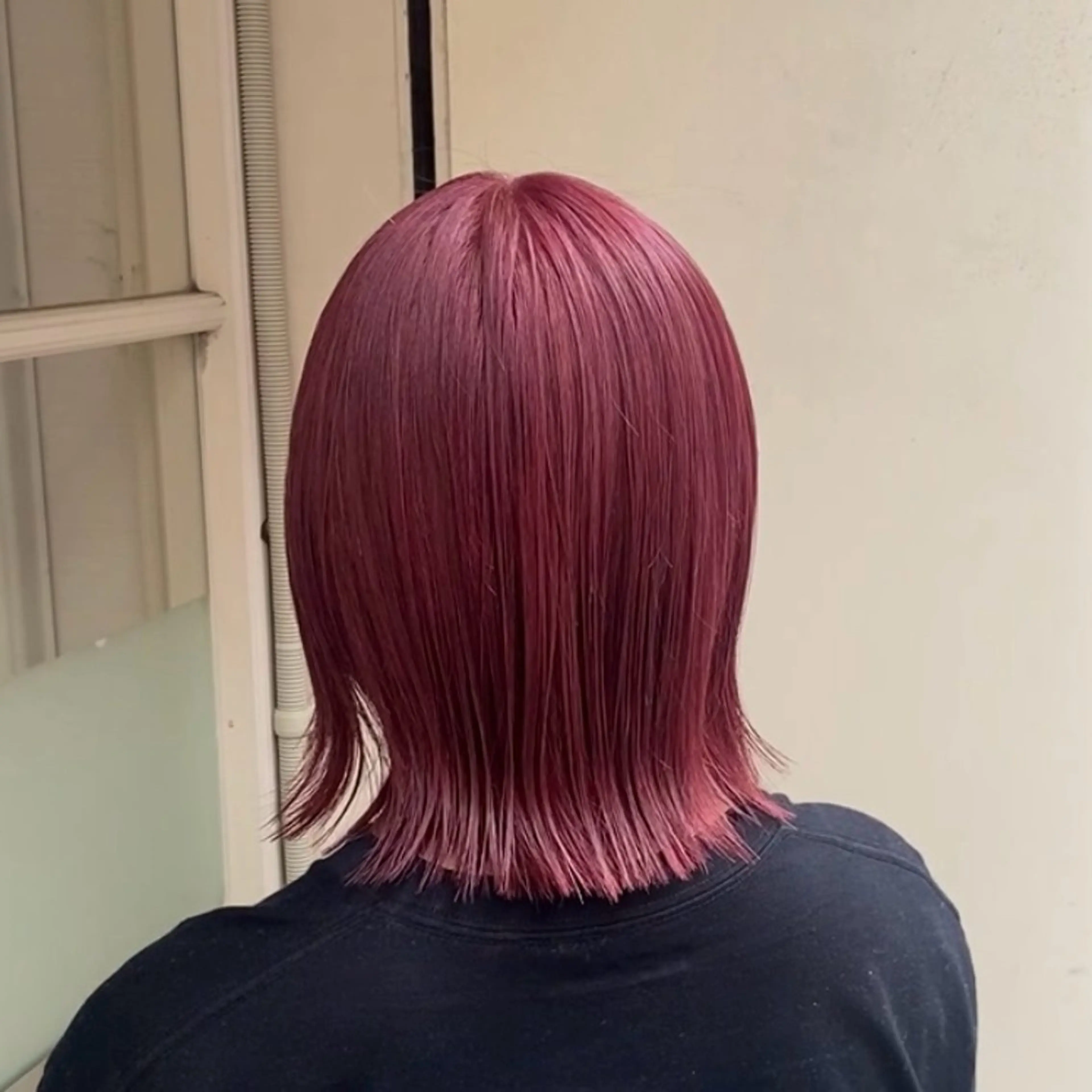 ショート カラー ブリーチ ピンクカラー カット ヘアカラー トリートメント ハイトーン/レイヤー カット/TAKEのヘアスタイル