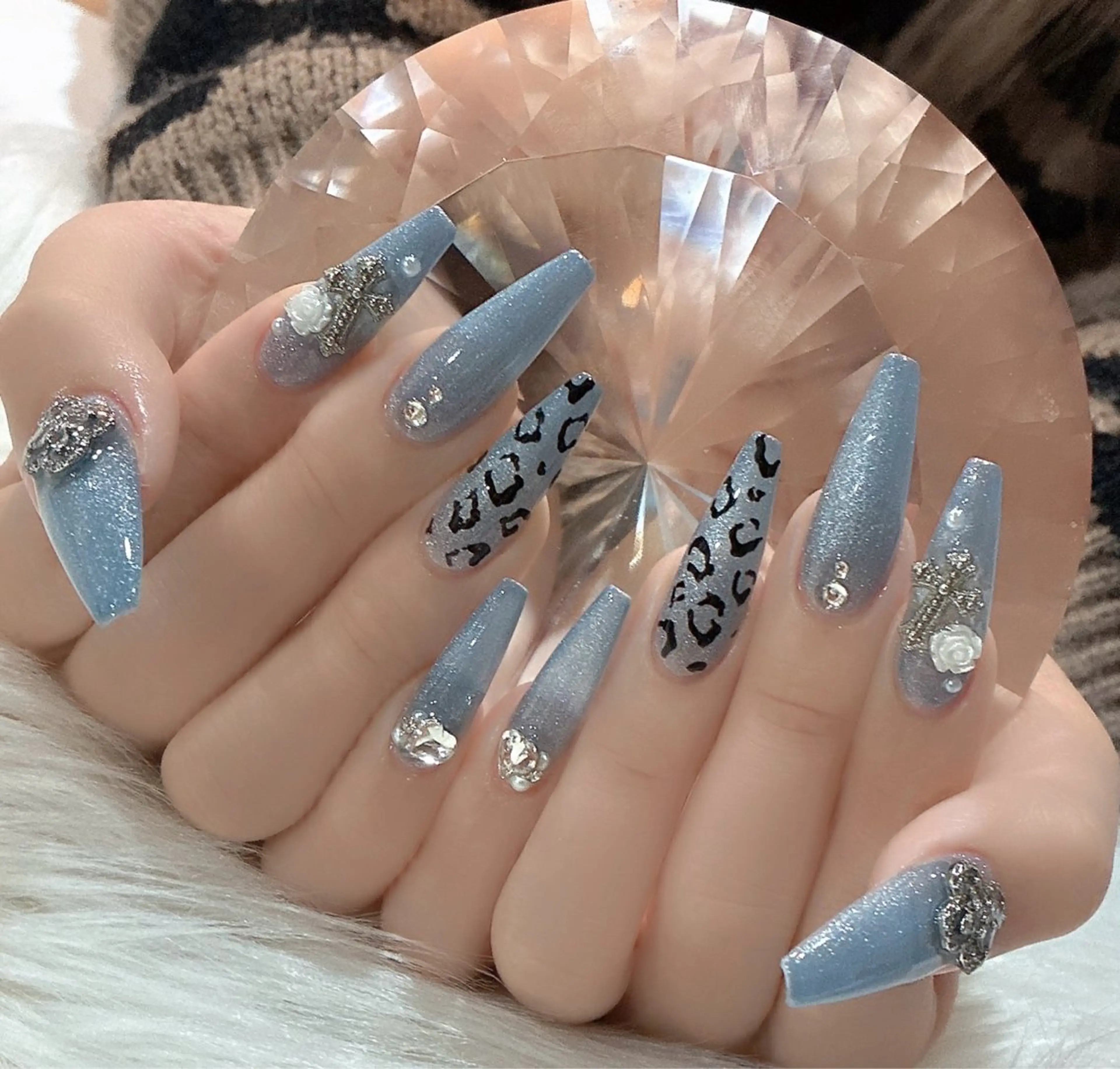 ネイル ハンドネイル LoaChaton kaeのネイルデザイン