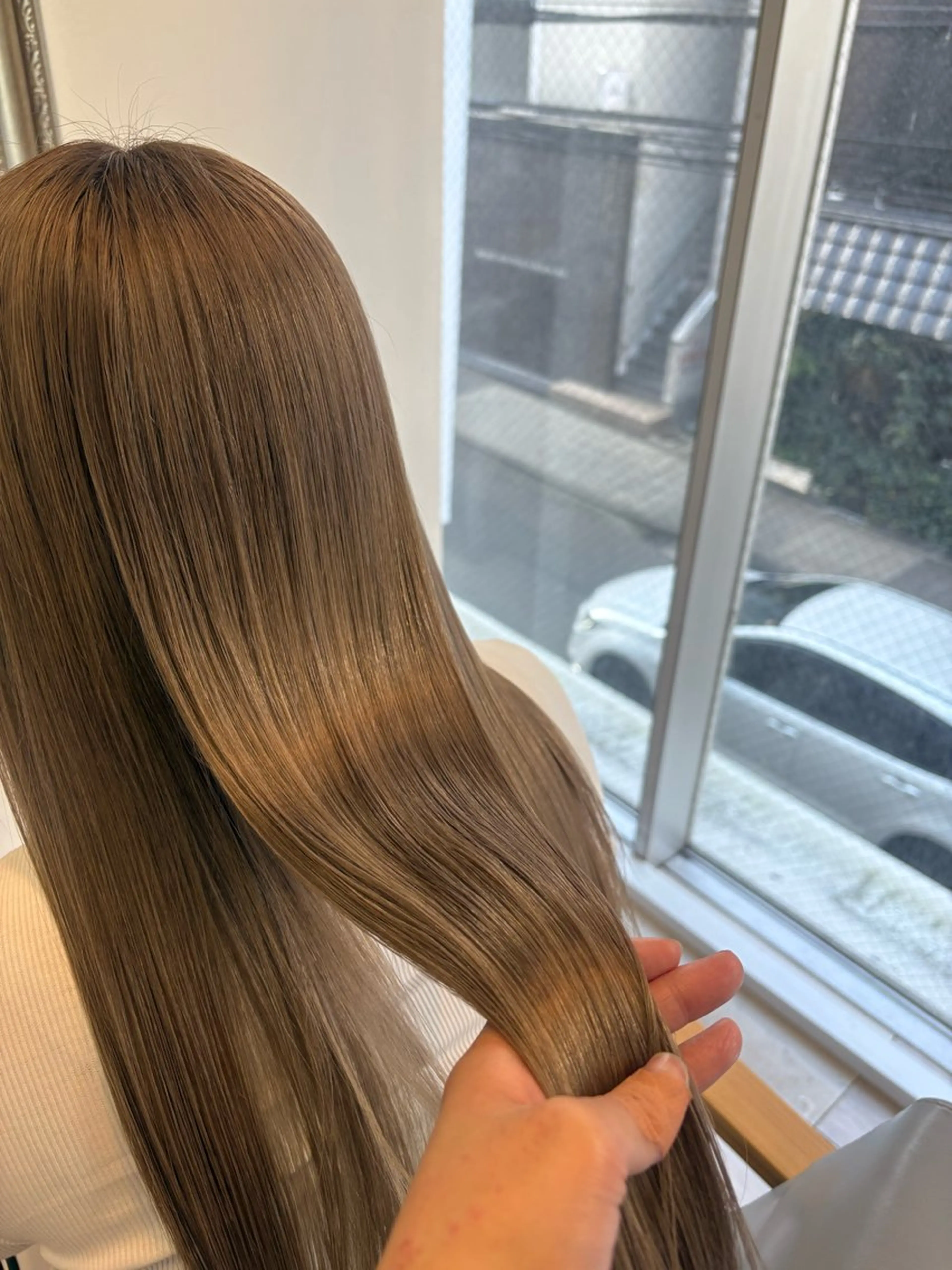 ロング トリートメント アベ ミスズのヘアスタイル