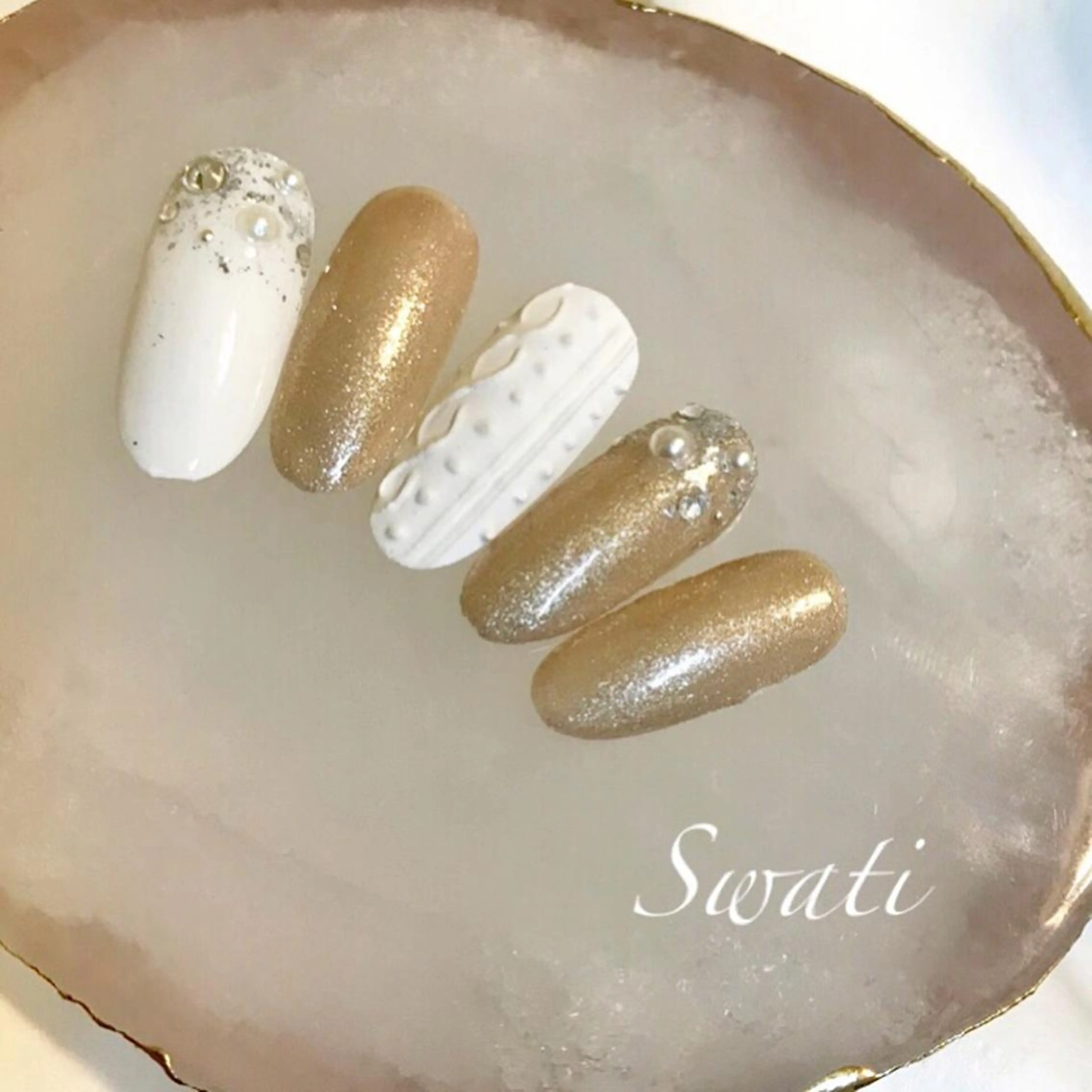 ネイル アートネイル オフィスネイル シンプルネイル 冬ネイル yuko （ネイリスト）のネイルデザイン