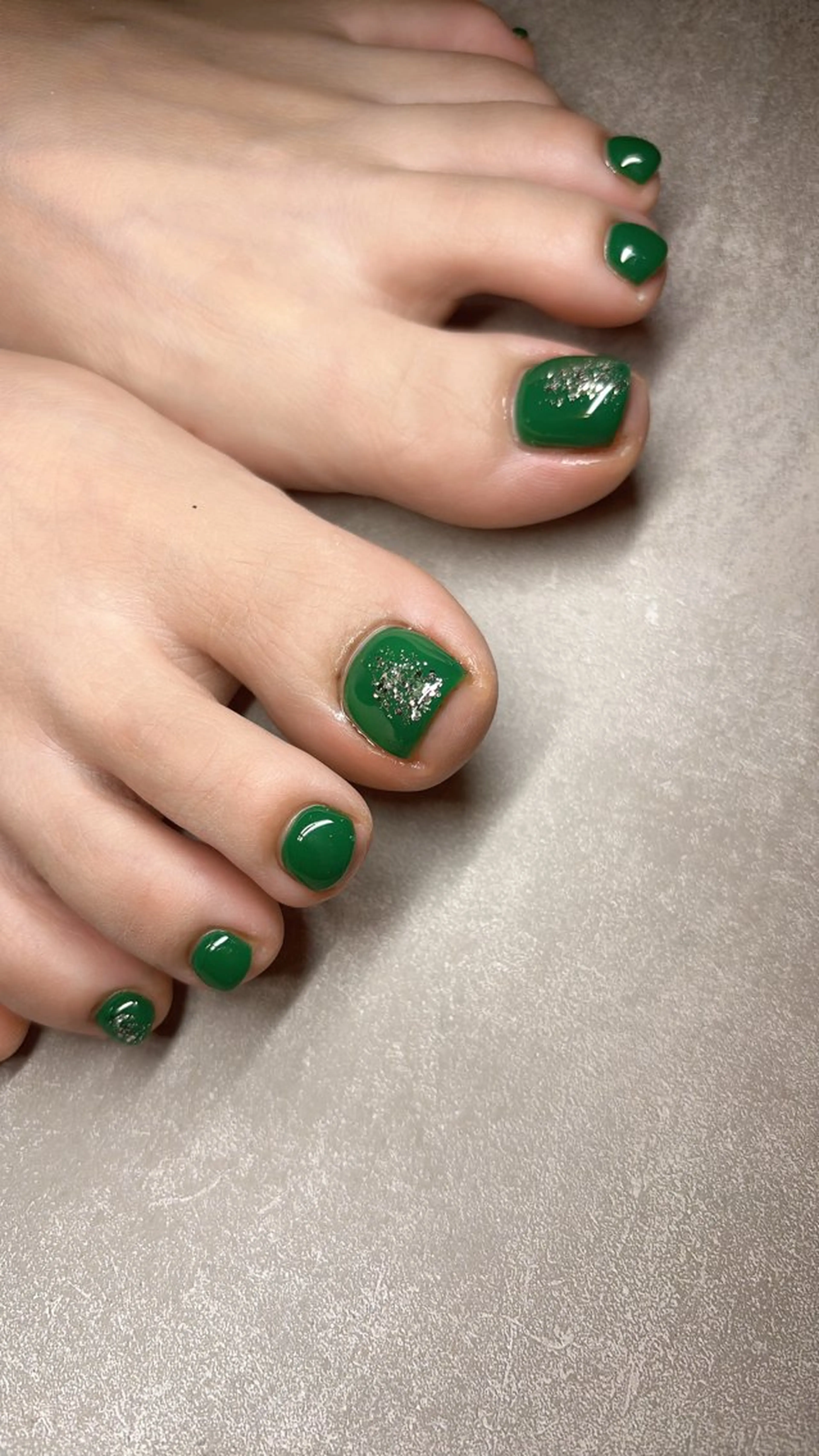 ネイル フットネイル 韓国ネイル ロングネイル 持ち込み シンプルネイル happiness nailのネイルデザイン