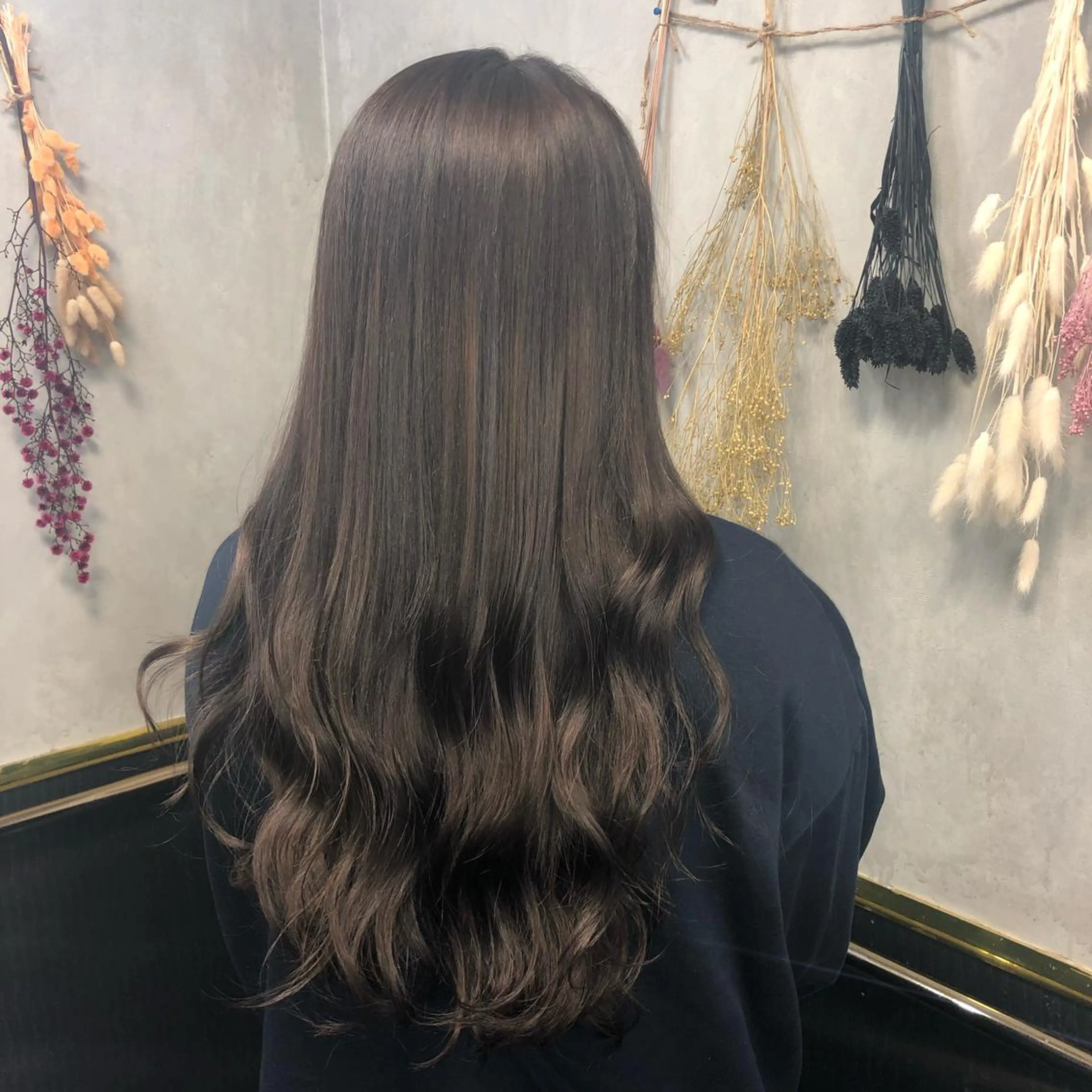 ミディアム カラー グレージュ エクステ エクステ suzu /フリーランス吉祥寺のヘアスタイル