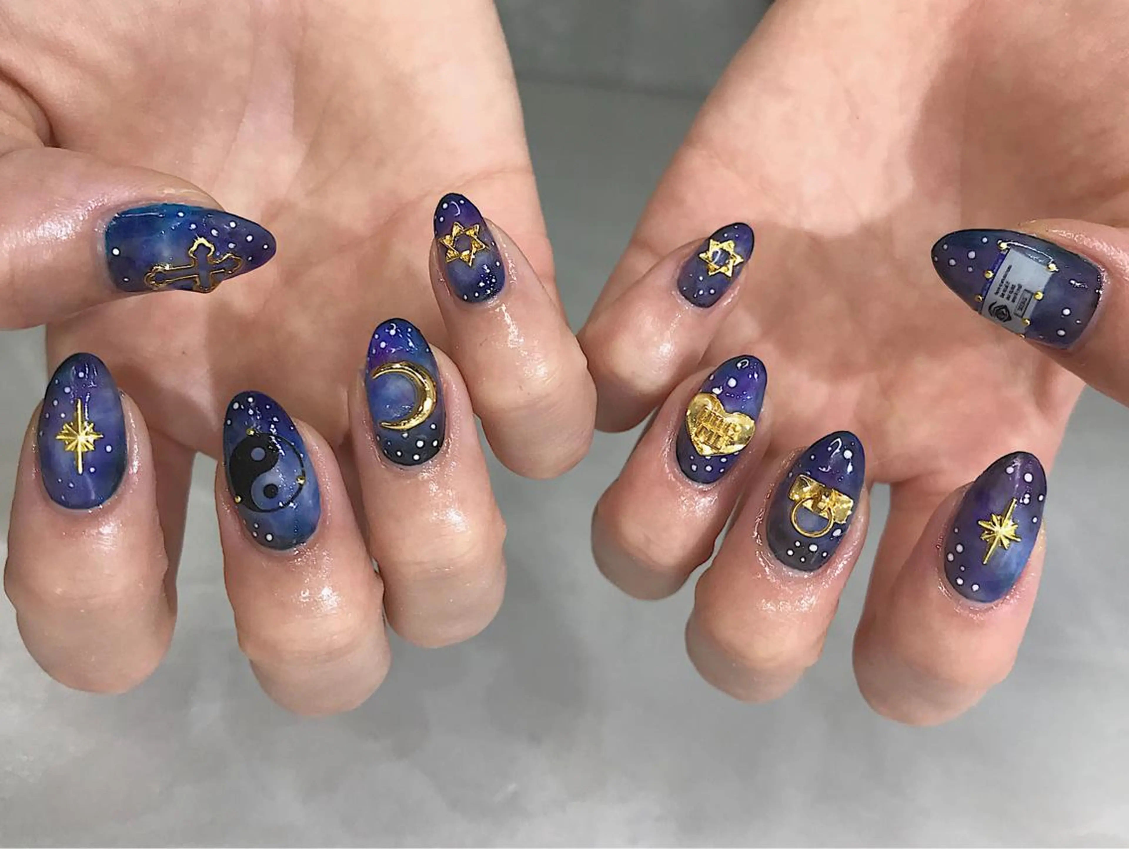ネイル nailsalon colon所属・nailartist lisaのネイルデザイン
