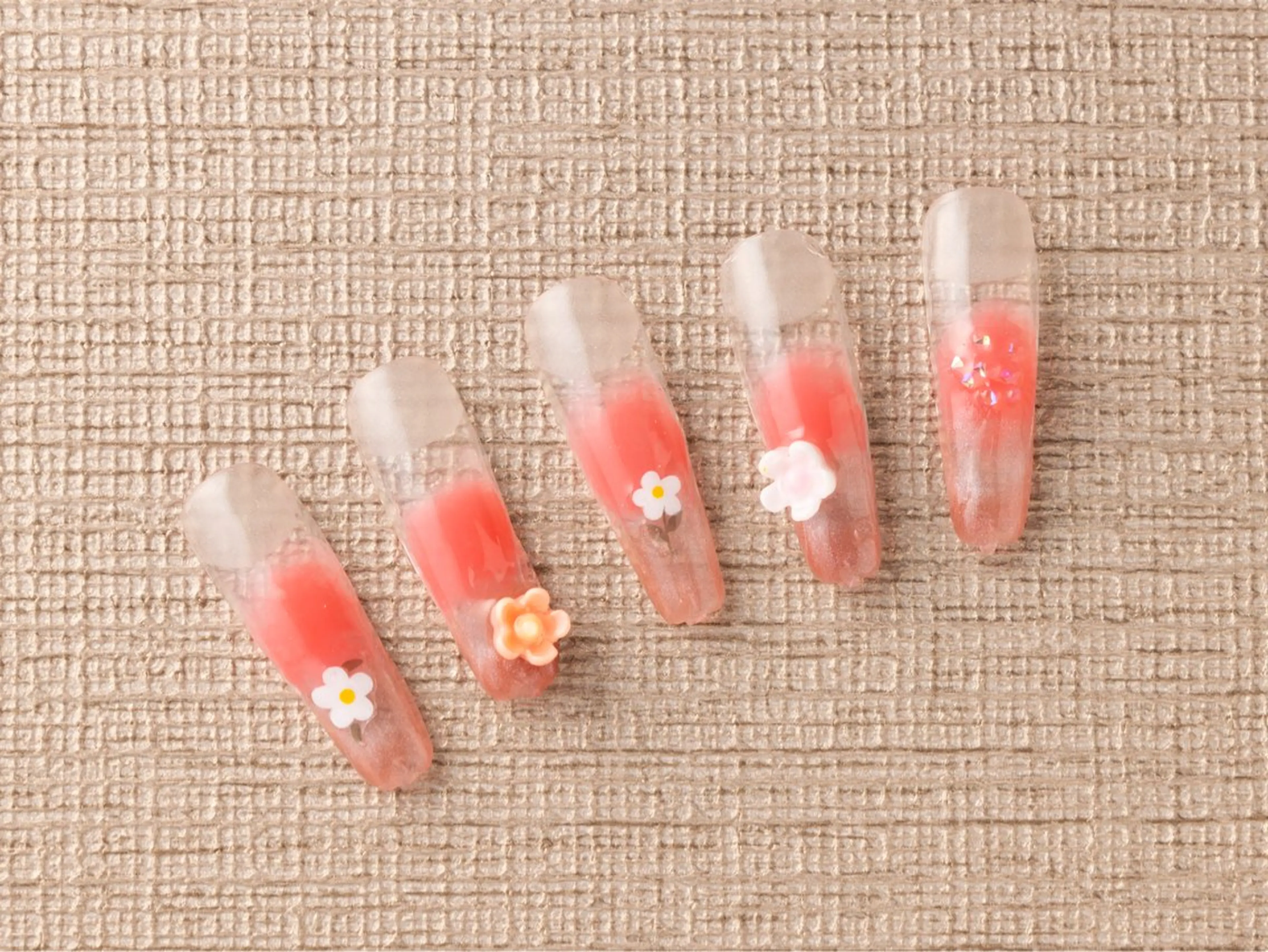 ネイル しょう えんきんのネイルデザイン