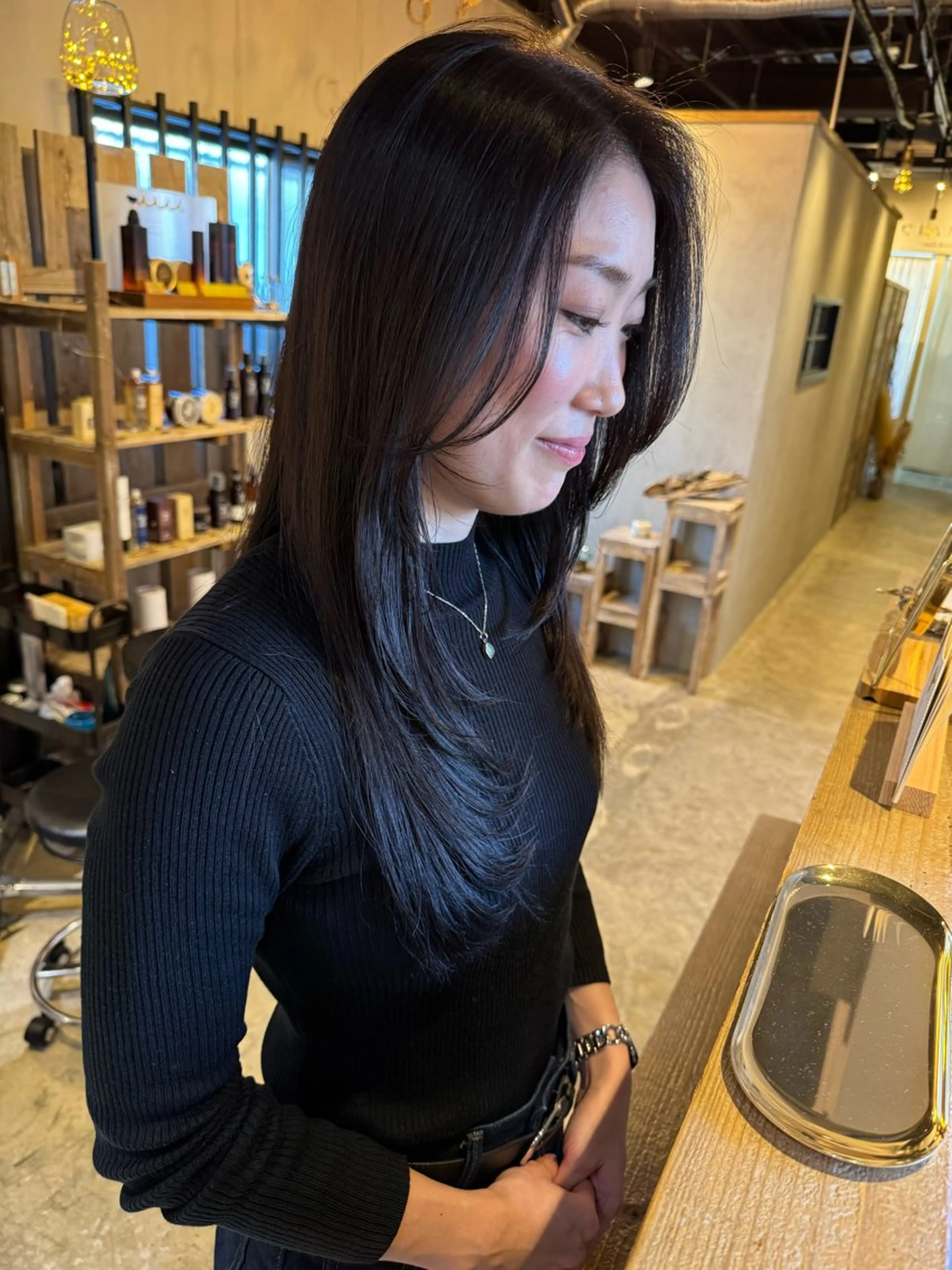 ロング レイヤーカット LoE[ロエ]桃井 香菜子のヘアスタイル