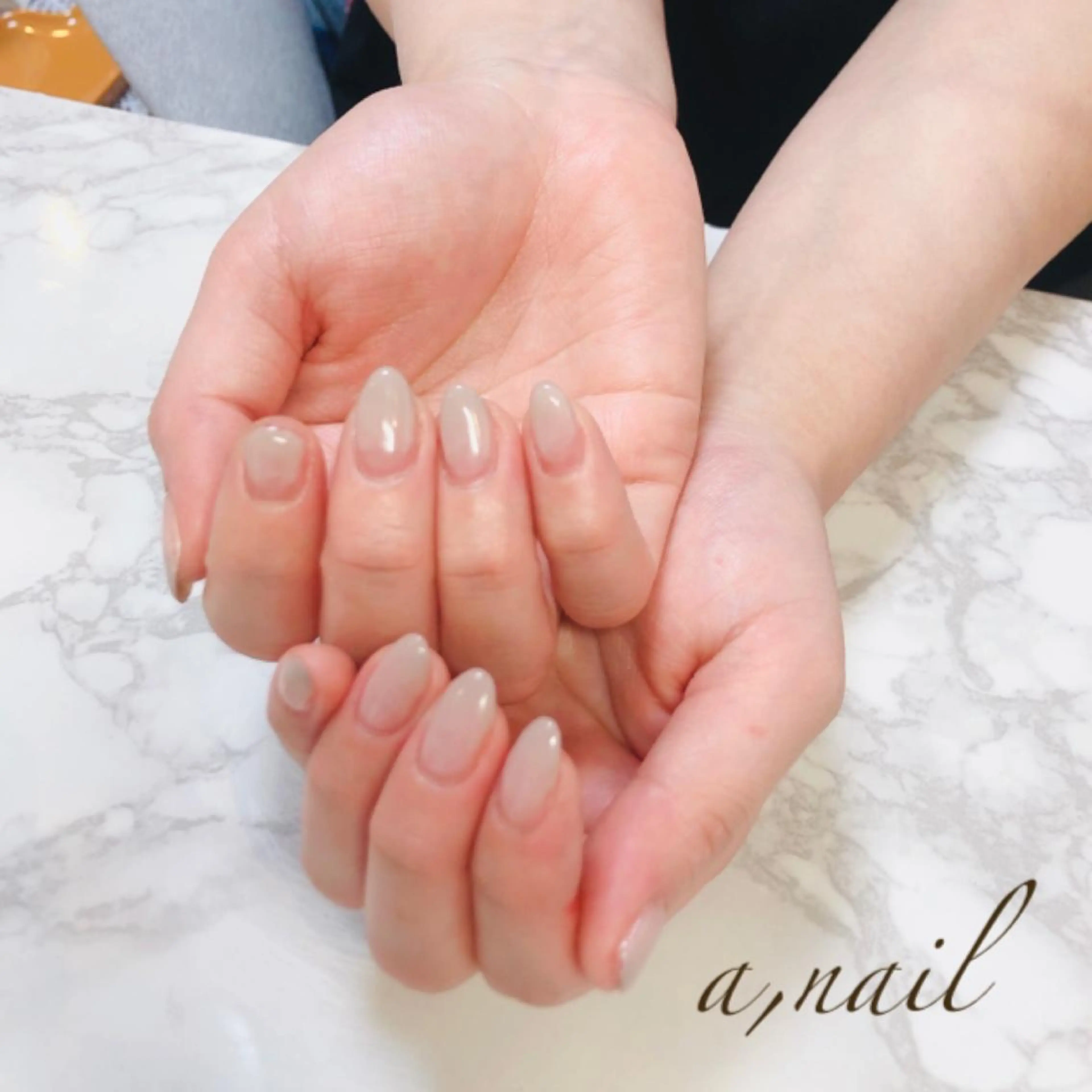 ネイル フットネイル ジェルネイル グラデーション ラメ(グリッター) ラメグラデーション ハンドネイル ネイルサロン エーネイルのネイルデザイン