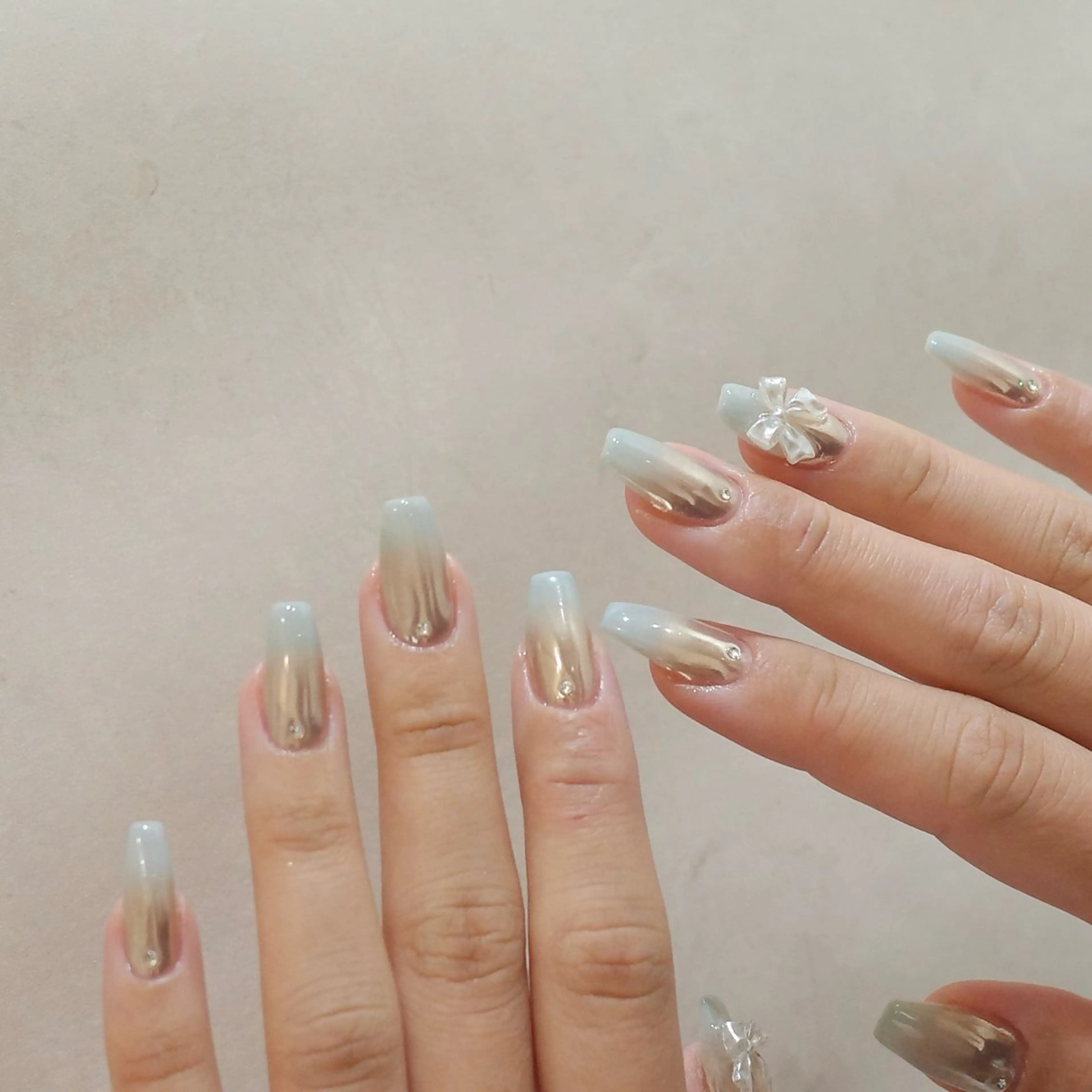 ネイル ハンドネイル reika .のネイルデザイン