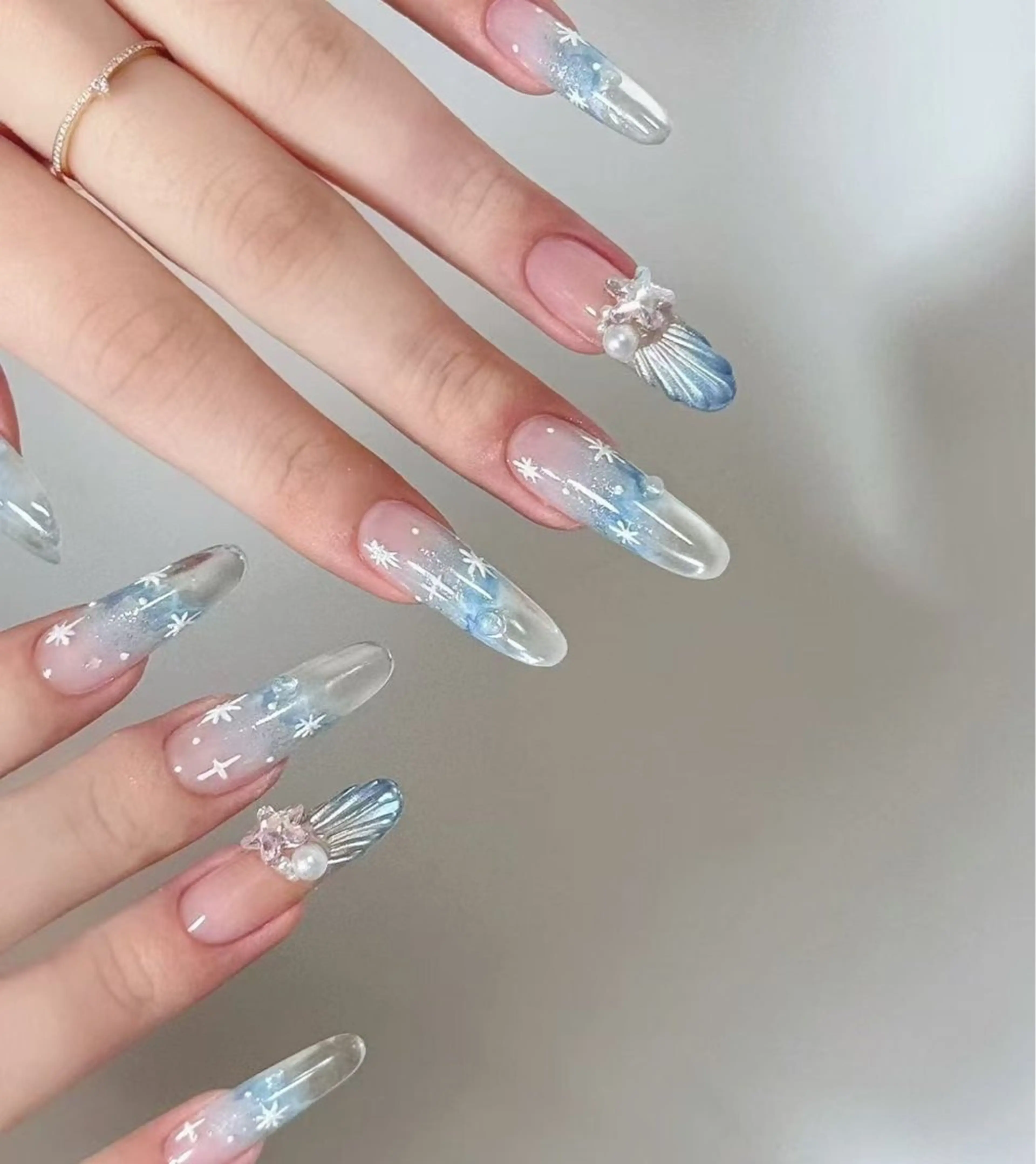 ネイル オーロラネイル フラワーネイル フットネイル フレンチネイル ジェルネイル ハンドネイル BabyYouMi ねねのネイルデザイン