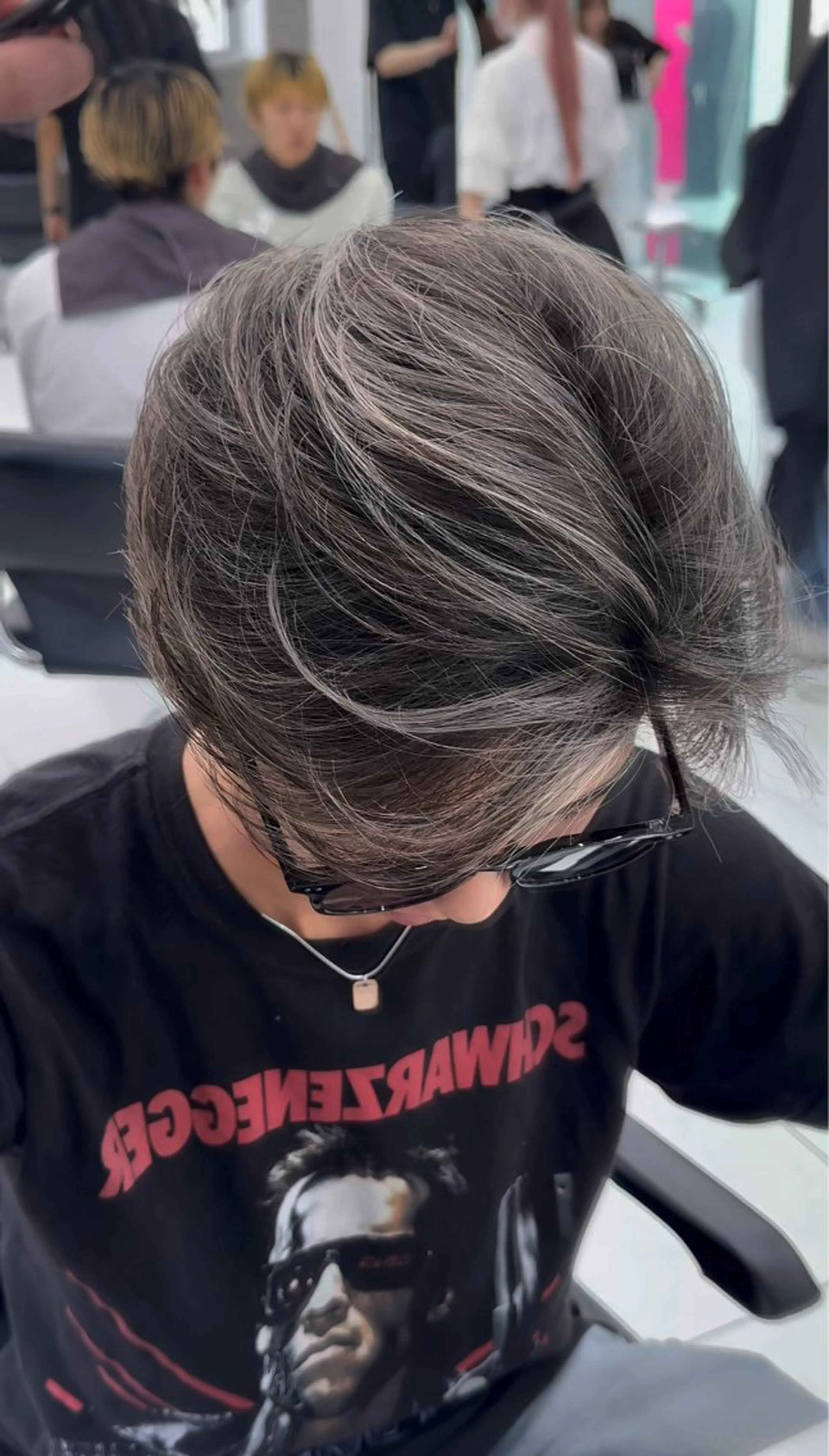 メンズ メンズハイライト メンズメッシュ カット ヘアカラー 白髪ぼかし/白髪 メッシュ/ゆうとのヘアスタイル