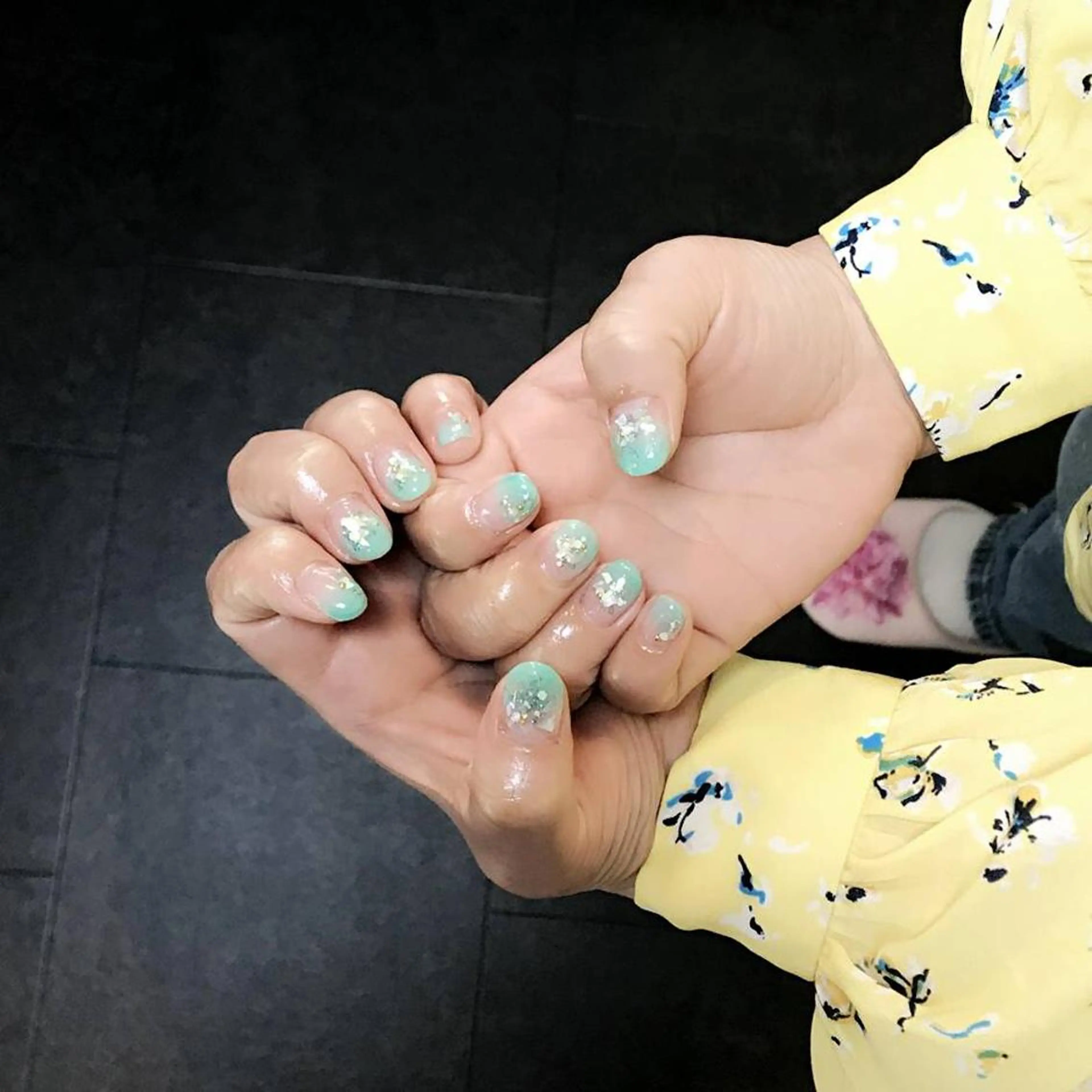 ネイル グラデーション キラキラネイル milly nail （予約担当)のネイルデザイン