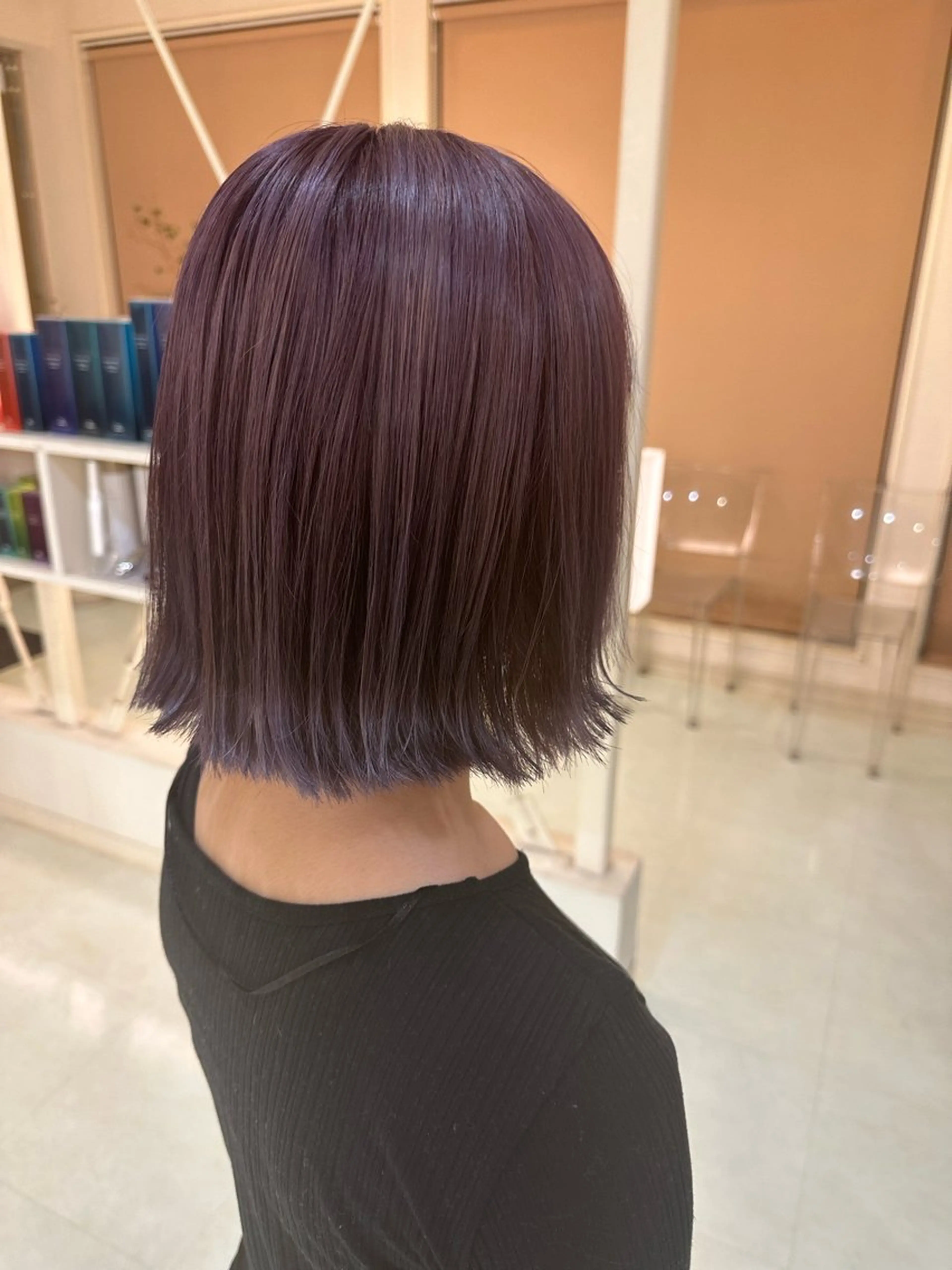 ショート 切りっぱなしボブ パープルカラー ボブ 三宅 壱輝のヘアスタイル