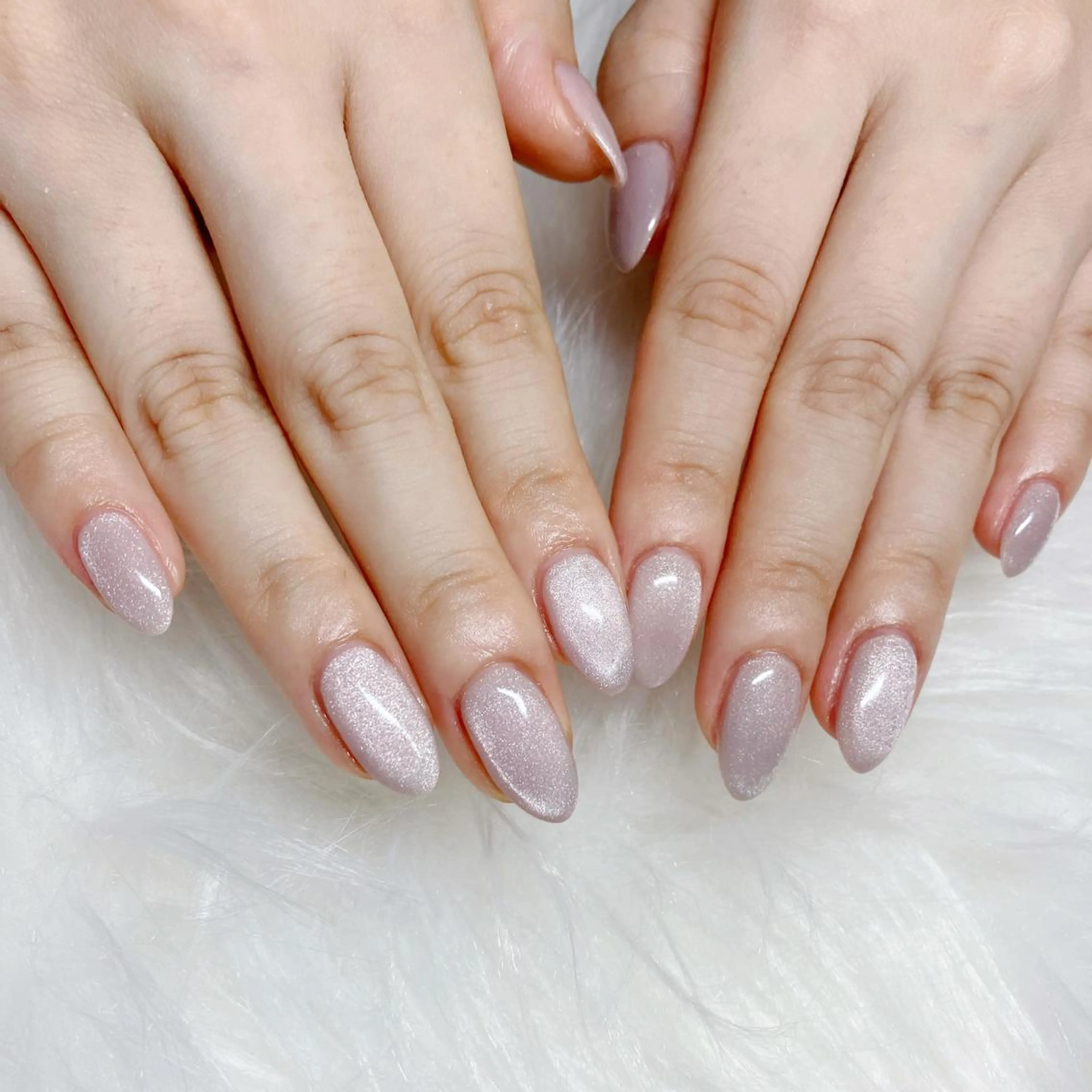 ネイル オーロラネイル フラッシュネイル 氷ネイル・うるうるネイル キラキラネイル 韓国ネイル Amour baseのネイルデザイン