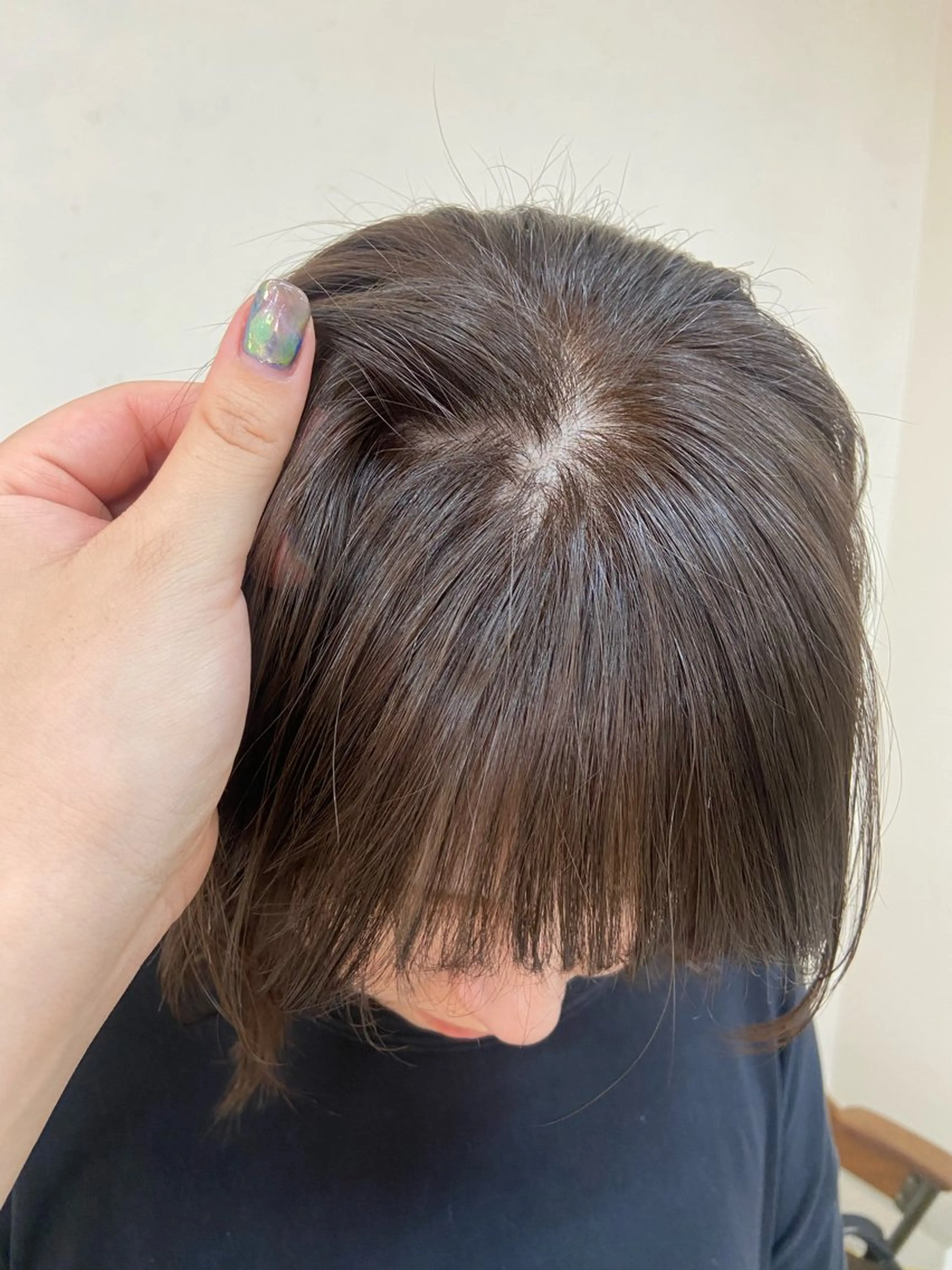 セミロング カラー セミロングパーマ アディクシーカラー アッシュ ベージュカラー 透明感カラー 宮澤 泉のヘアスタイル